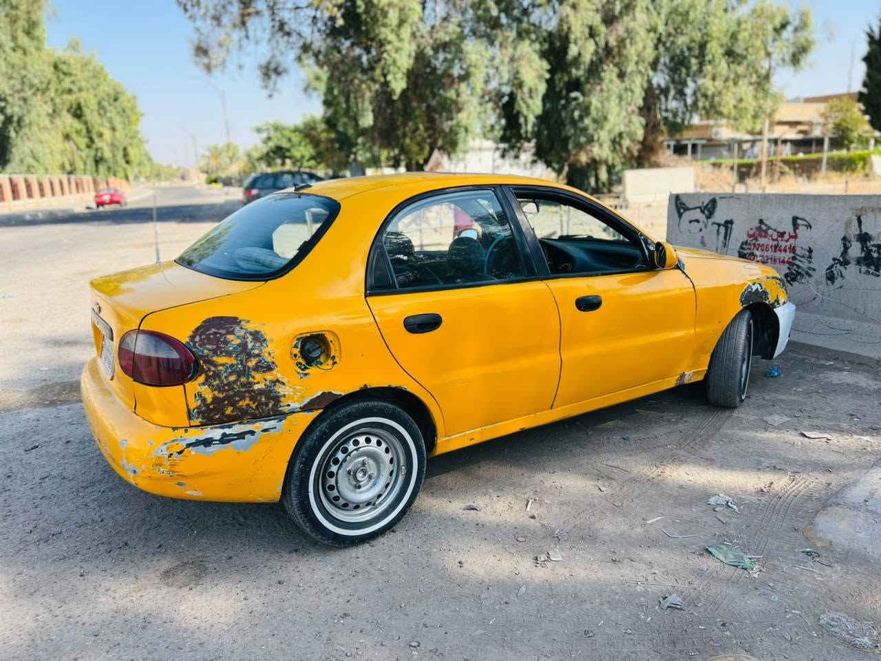 للبيع دايو لانوس 97 سيارة ابيعهه بدون تحويل مستمسكات راعيهه موجود دفتر بانزين بيهه بس توقف بهاذه الشهر ابيع كوم حديد سعر 14 بيهه مجال مكاني كركوك *********** كركوك, العراق
