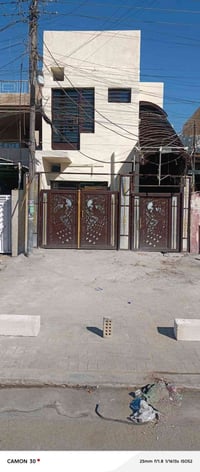 وبركاته دار تجاري للبيع 100متر طابقين ثلاث وحدات سكنيه 5 غرف نوم وصالت...