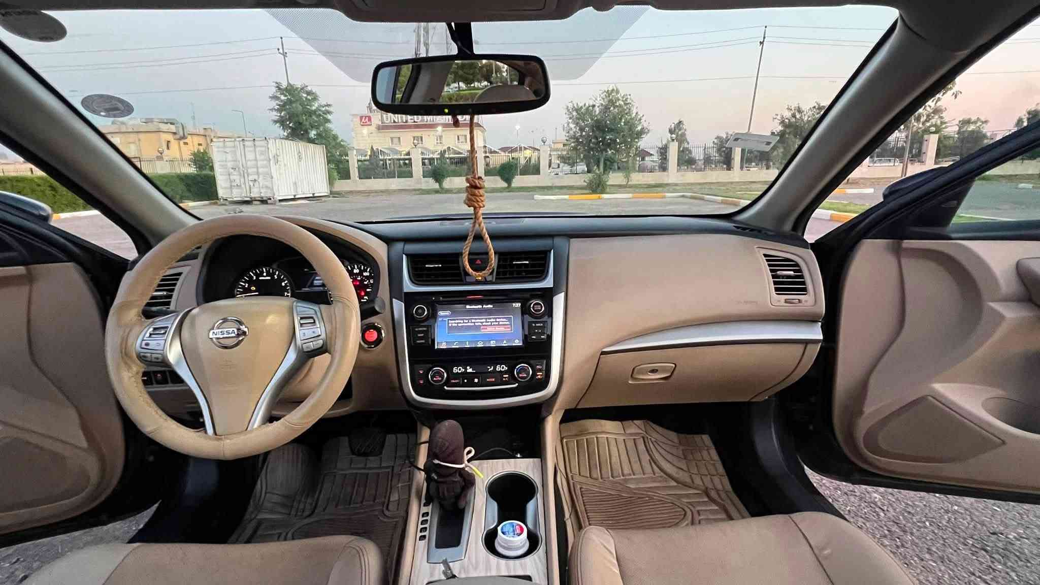 السلام عليكم للبيع
نيسان ألتيما SL 2018 أعلى فئه
ضرر جاملغ السكن وشويه من الباب وبيها جهة السايق 4 اماكن بارد بكد الاصبع وشبر
شرط بدون دواخل
إيرباك ستيرن ودشبول
مبدل بلادي بدبي يعني مو سيستم
حادث خفيف
صور الحادث مرفقة ضمن المنشور

فول مواصفات
داخل بيجي
صاج
كشنات تدفئة
ستيرن تدفئة
رادارات جانبية
سلايد
حساسات إطارات
تنبيه أثناء النفخ
تشغيل عن بعد + تبريد تدفئة حسب الاجواء الخارجية
شاشة كبيرة
9 سماعات
نظام Bose

السـعـر 115 ورقة وبيها مجال
مكانها اربيل 
اتصال ***********
واتساب : ***********
