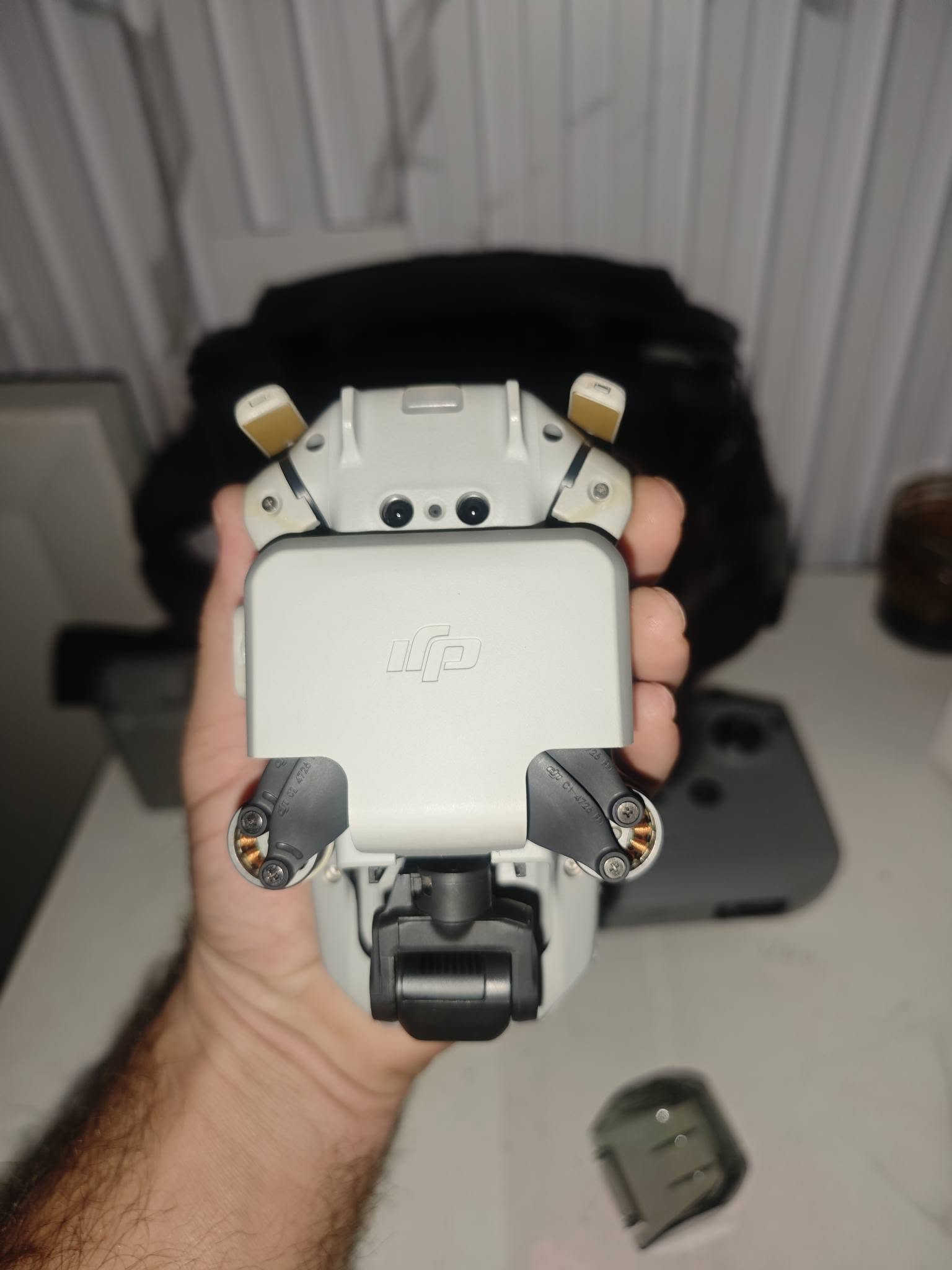 Dji mini 2 مستعمل combo
سعر درون 550 الف توصيل فقط كركوك 
واتساب ***********
