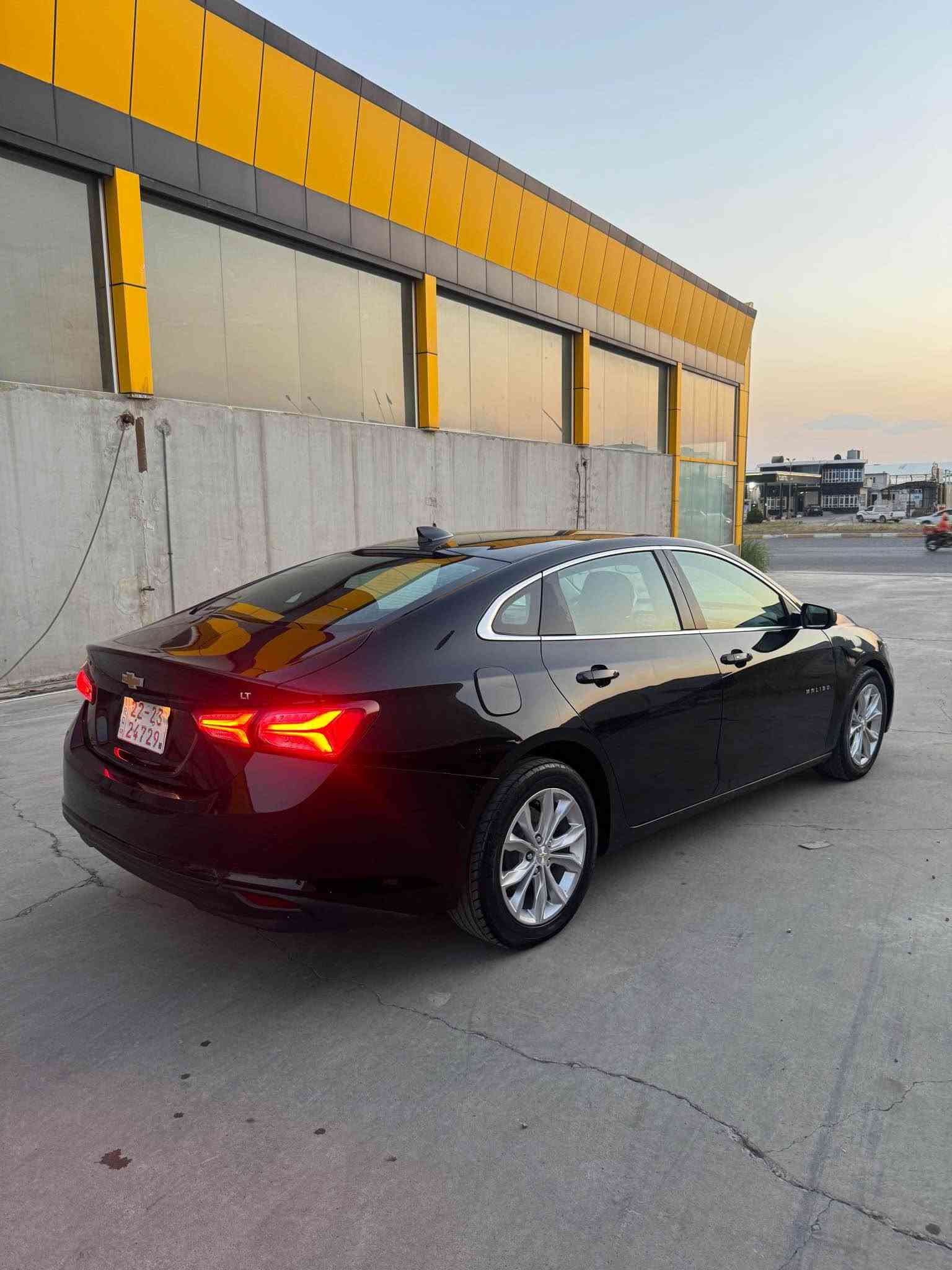🚘 Chevrolet Malibu LT 2021

✨ مواصفات LT — شێوە و ڕووکاری جوان
• مۆدێل: 2021
• تیپ: LT
• ڕەفزی مرور / مەنەفیست
• هەموو شتەکانی خۆی لەگەڵیدایە
• زۆر پاک و ڕێک
• تازە سێرڤیس کراوە
• هیچ کێشەیەکی لە مرور نییە
• ئامادەیە بۆ بەکارهێنانی ڕۆژانە
• ئۆتۆمبێلێکی خاوێن و ڕێک بۆ کەسێکی خوازیاری ئۆتۆمبێلی پاک

📲 بۆ زانیاری و بینین:
*********** — WhatsApp

🔑 تەنها کەسی بەڕاستی خوازیار پەیوەندی بکات. أربيل, العراق

نص مكتوب في الصور:
- Crop