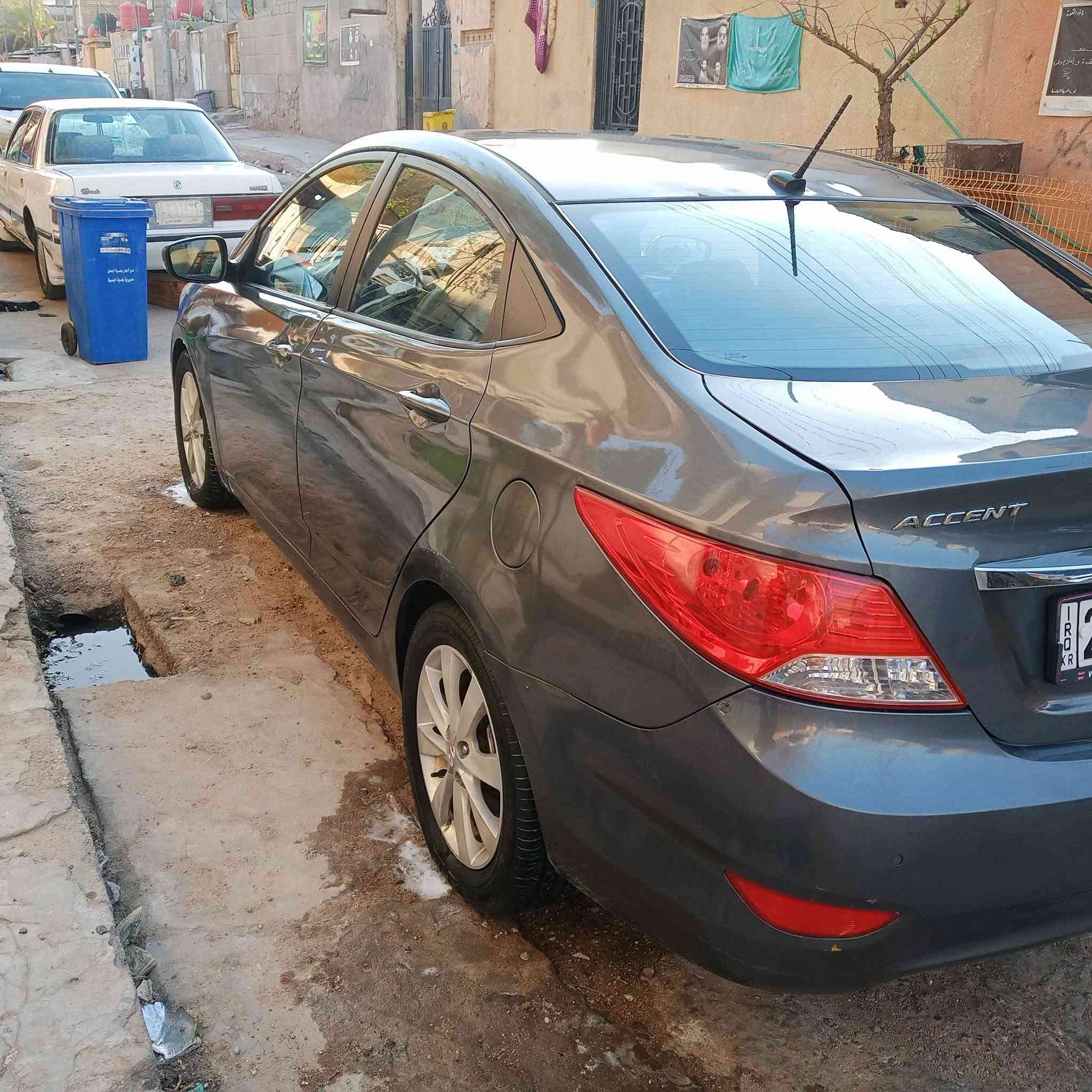 السلام عليكم سياره اكسنت ادوات موديل 14 قير ماكينه تبريد فول حداده السياره فول رقم اربيل سنويه ضايعه عندي صوره المكان بصره جمعيات سعر 45 بيها مجال رقم ***********
