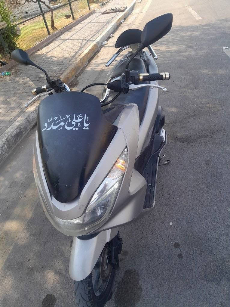 السلام عليكم Pcx  ياباني جيل الثاني مكفوله كفاله عامه  مكينه ١٥٠ حساس ازدحام وحساس ستان  دراجه مال جناي قبل شهرين نزلته السعر مليون و٧٠٠ الهاتف *********** العنوان بغداد
