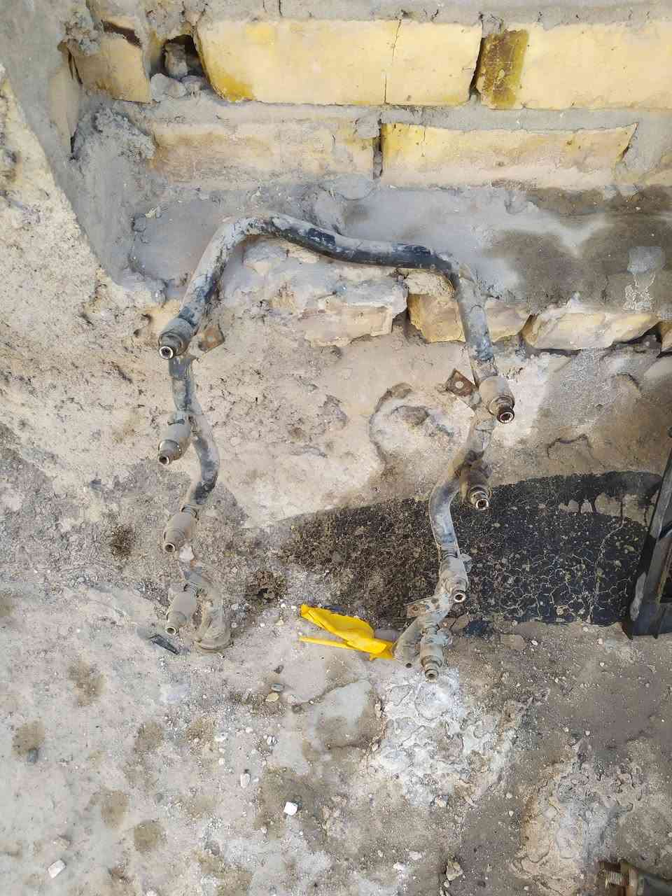 سلام عليكم من رخصت  المدير عندي درايم 700ومراوح كهرباء واضافه مع مروحه تبريد وراديتر نقص بطل وبخاخات مسكر العنوان حله  شارع 100 الاتصال ***********
