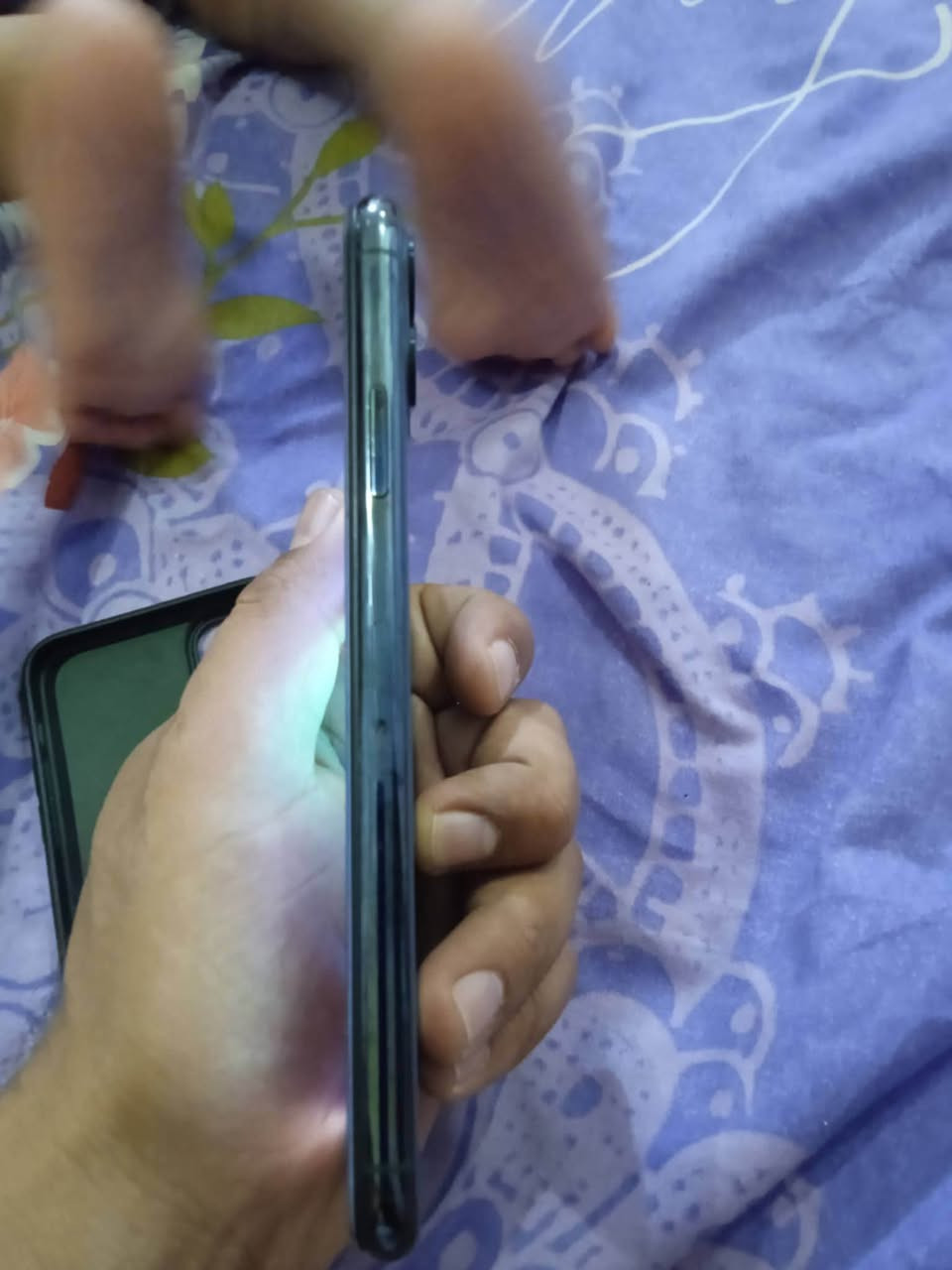 للبيع آيفون ١١ برو ماكس ذاكره ٢٥٦ مبدل شاشه وبطاريه أصليات سعر خاص *********** مكان بابل محاويل مشروع المسيب
