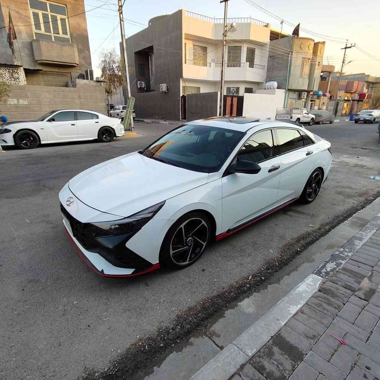 السلام عليكم هونداي النترا N سبورت 2021 رقم بغداد معوقين بعدلها سنه وصير حره سياره كفاله من صبغ فول مواصفات واحد على واحد مكان سياره بصرة سعر 125 وبيها مجال 
الستفسار *********** البصرة, العراق
