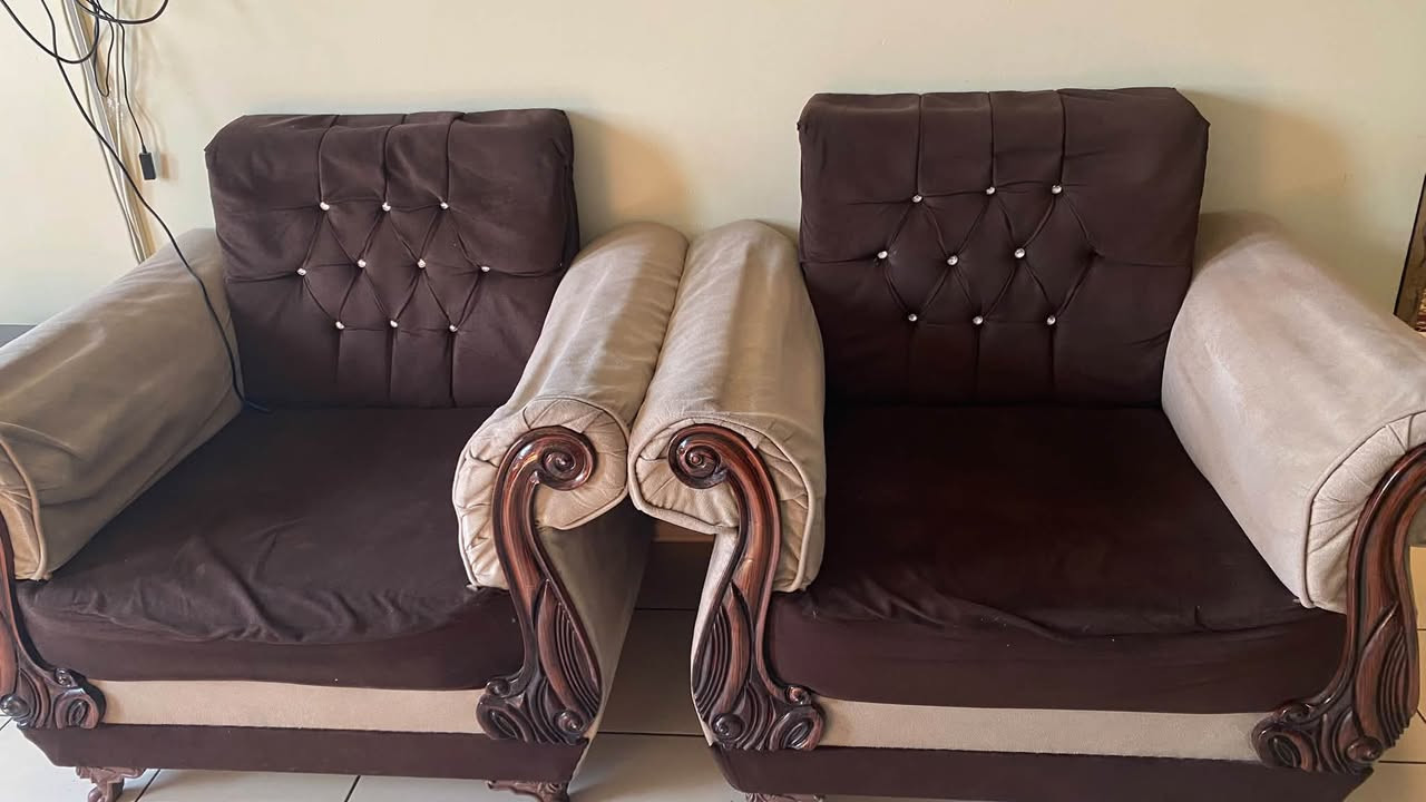 قيم واخذ
