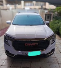 جي ام سي تيران 2024 فئة   SLE الشكل الجديد للستات يوكن للبيع أو مراوس ...