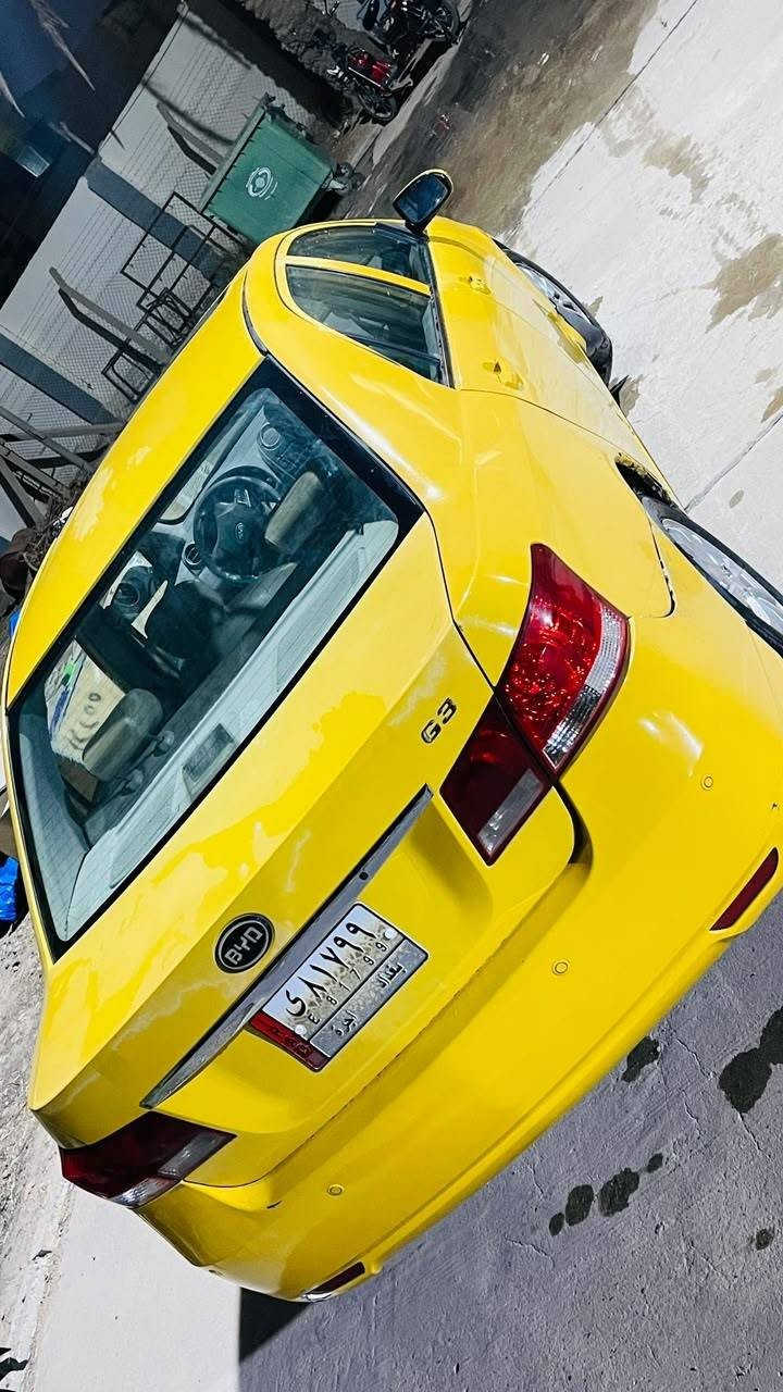 سلام عليكم

للبيع BYD G3 تكسي أصفر

مكينة سيفك ياباني 1.6
تبريد ثلج 

موديل: 2013  رقم بغداد بأسمي تحويل مباشر

مكانها بغداد الغزالية

السعر :  45 وبيها مجال بسيط

الاتصال : ***********
