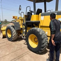كوماتسو W100 • مامرقم • جاهزه للشغل