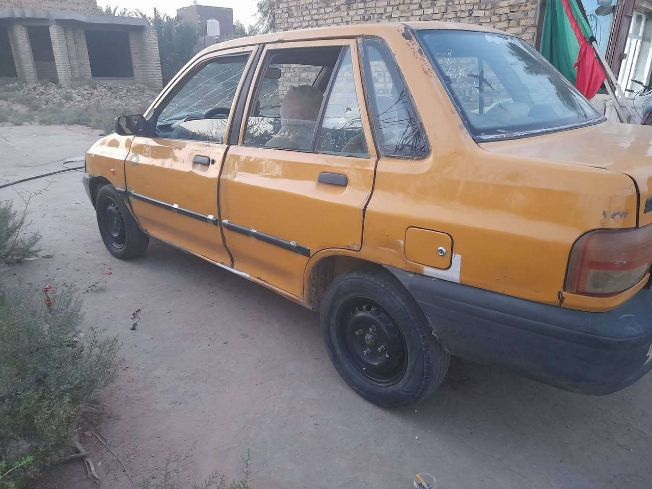سايبه رقم بغداد ألماني 
 موديل ٢٠١١ كير ومكينه خير من الله 
ما واصل لراعيها 
السعر ١٠ اوراق 
***********
مكاني نجف ناحيه الحريه
