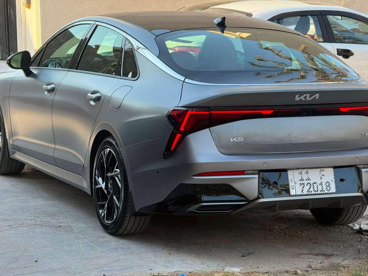 السلام عليكم   SX-prestig K5 دخول جديد 2025

🔹صور السياره : صبغ فقط بنيد و بارد بالصندوك 
                           بدون دواخل 

🔹 المسافة المقطوعة: 13 ميل

🔹حالة اليرباك : بدون ايرباك

🔹 المواصفات:

✅بصمه

✅ شاشة 

‏✅ CarPlay

✅ مداخل شحن + شحن لاسلكي

✅ كشنات كهرباء

✅ كشنات تبريد وتدفئة

✅ قيادة ذاتية + وقوف ذاتي

✅ حساسـات خلفي

✅ دواخل جلد 

✅ رادارات 360

✅ بنوراما

✅ لد نهاري LED

✅ 5 مودات قيادة

✅ هندبريك بصمة

✅محرك 2500 تنفس طبيعي 

🧨 السعر : 198$ و بيه مجال و تحياتي للجميع

📩 للتواصل:

📞 *********** (واتساب أو اتصال)

تريد صور الحادث؟ راسلني واتساب وتدلل

📍 المكان: بغداد – الدوره بغداد, العراق
