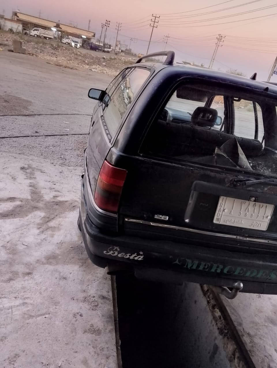 السلام عليكم لبيع فقط 
اوبل ستيشن موديل 1993
رقم انبار سنويه 29 السعر 22وبيها مجال
محرك  2600  لا تنقيص ولا تبخير كير جديد الصدر نص عمره 50٪100 السياره جاهزه من كلشي كهربائيات كلها شغاله سنويه 2029. السعر 22وبيها مجال  مكان السياره الرمادي جزيره الخالديه ***********
