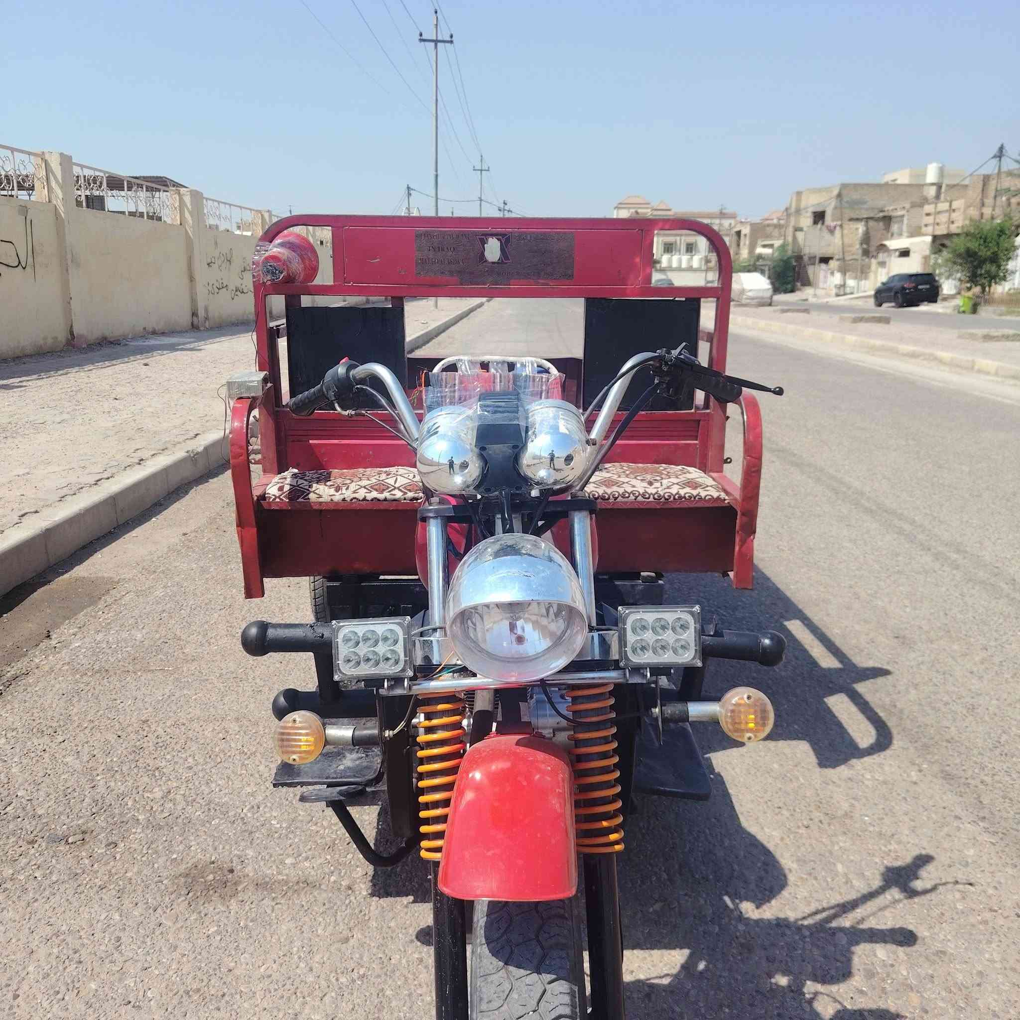 ستوته لبيع موديل 16وراق كامله ستوته نضيفه سعر مليون و600وبخدمت شراي يتصل ويدلل ***********
