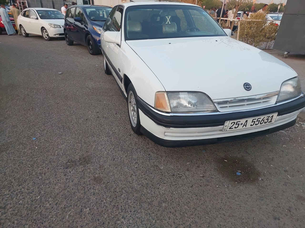 اوبل اوميكا موديل 93 محرك 20 
سنويه مشروع وطنيه بسمي دفتر بانزين بيها
سياره على وضع شركه بدون صبغ بدون تعمير بلادي
بس بيها بدنه امبدل اوربي
سعرها 45 بيها مجال 
اي استفسار  *********** كركوك, العراق
