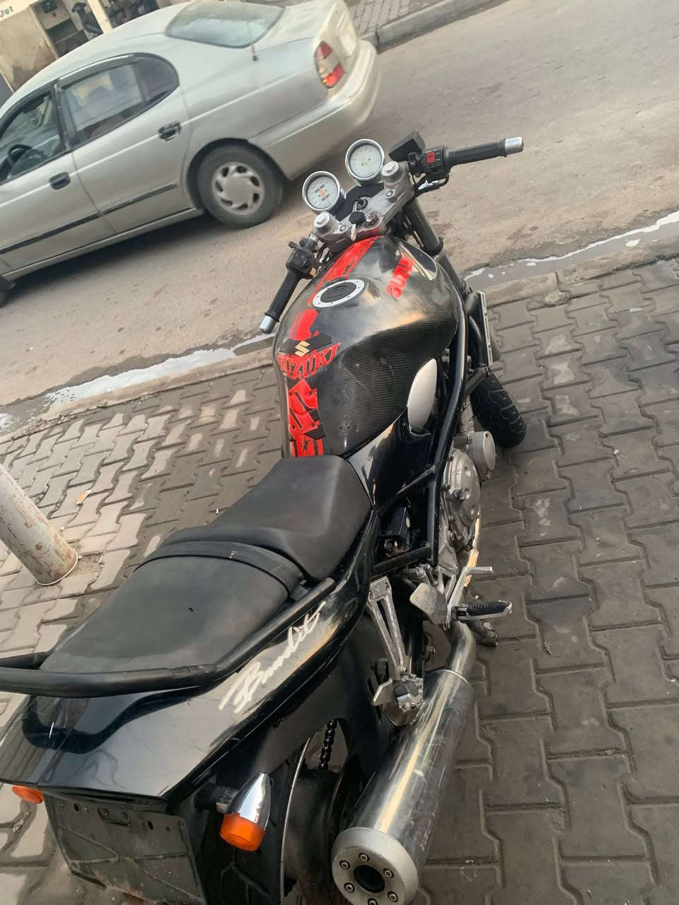 السلام عليكم دراجه بطح بانده ربع للبيع او امراوس الدراجه جديده مكينه برغي ما مفتوح بيه جيب الف فيتر وياك مكان الدراجه بغداد اليوسفيه  ول مو شراي لا يتعبني ***********🤝❤️
