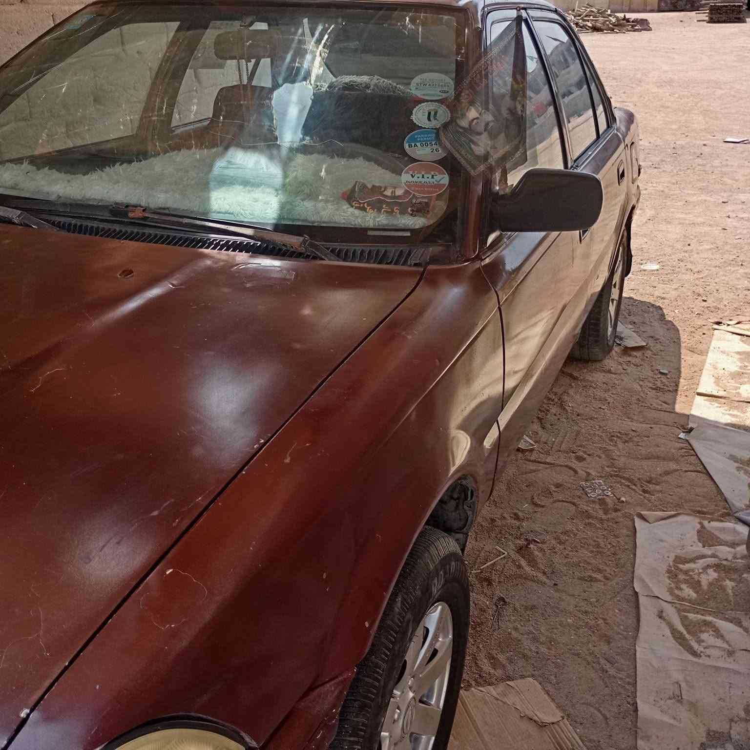 السلام عليكم ورحمه الله وبركاته 
شباب سياره كورولا موديل 92يسره بلاد رقم دولي بغداد كير مكينه كفاله حداديه تخم تاير ويل كب كهربائيات كوله شغاله شاشه كامرا دواخل ماروني جديده تخبل لايت زنون سياره اقتصاديه وعمليه وقويه سياره حلوه ومال شغل 
السعر 40وبيه مجال الاستفسار خاص وعلى الرقم ***********
