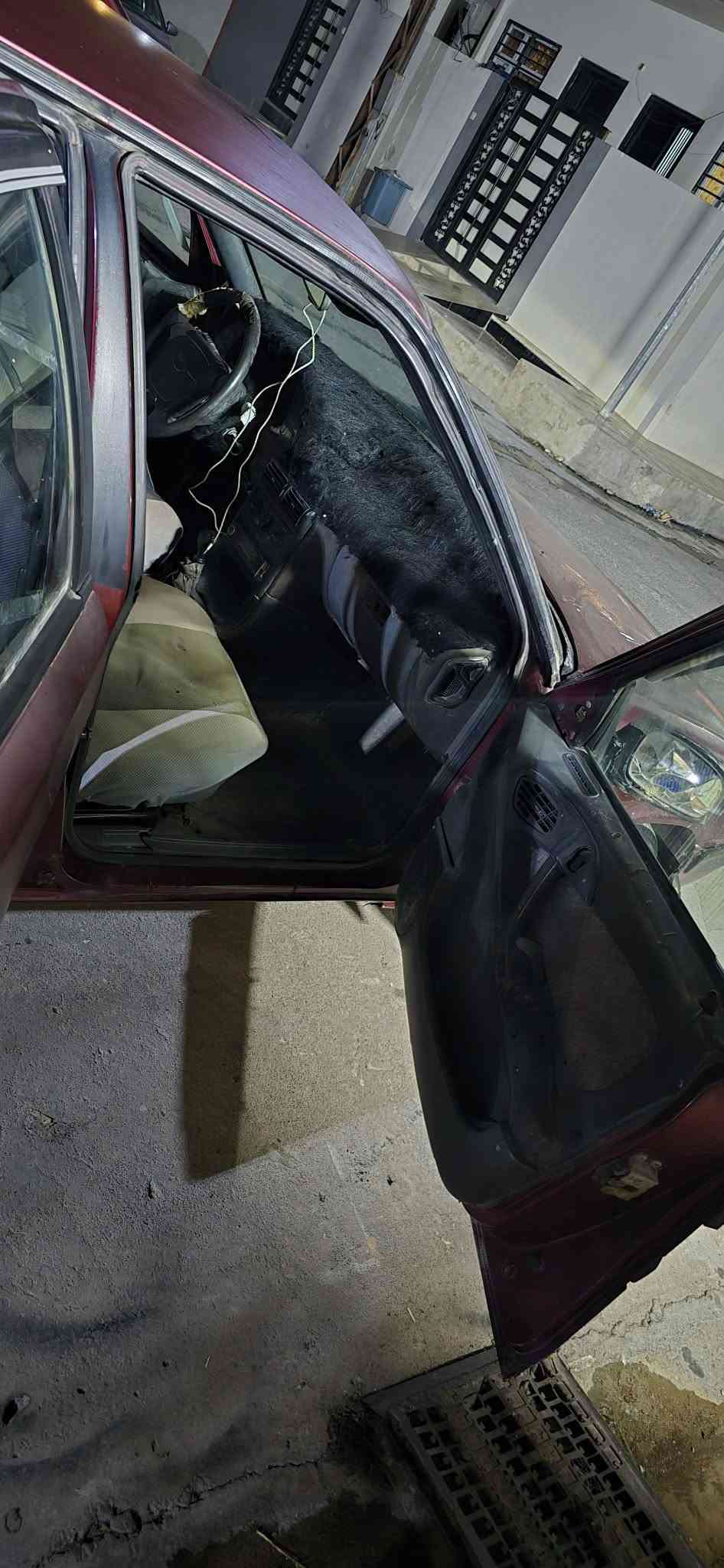 البيع مستعجل سعر 16 وبيها مجال السياره نظيفه
السلام عليكم للبيع دايو اسبيرو موديل ٩٥رقم مسطرة شرط تحويل كابون الالكتروني بيها محرك وكير فكترا ١٨ بور محرك وكير نظيف طخم تاير نظيف ويل كب جام كهرباء سعرها ١٦ وبيها مجال للتواصل 
***********
***********
