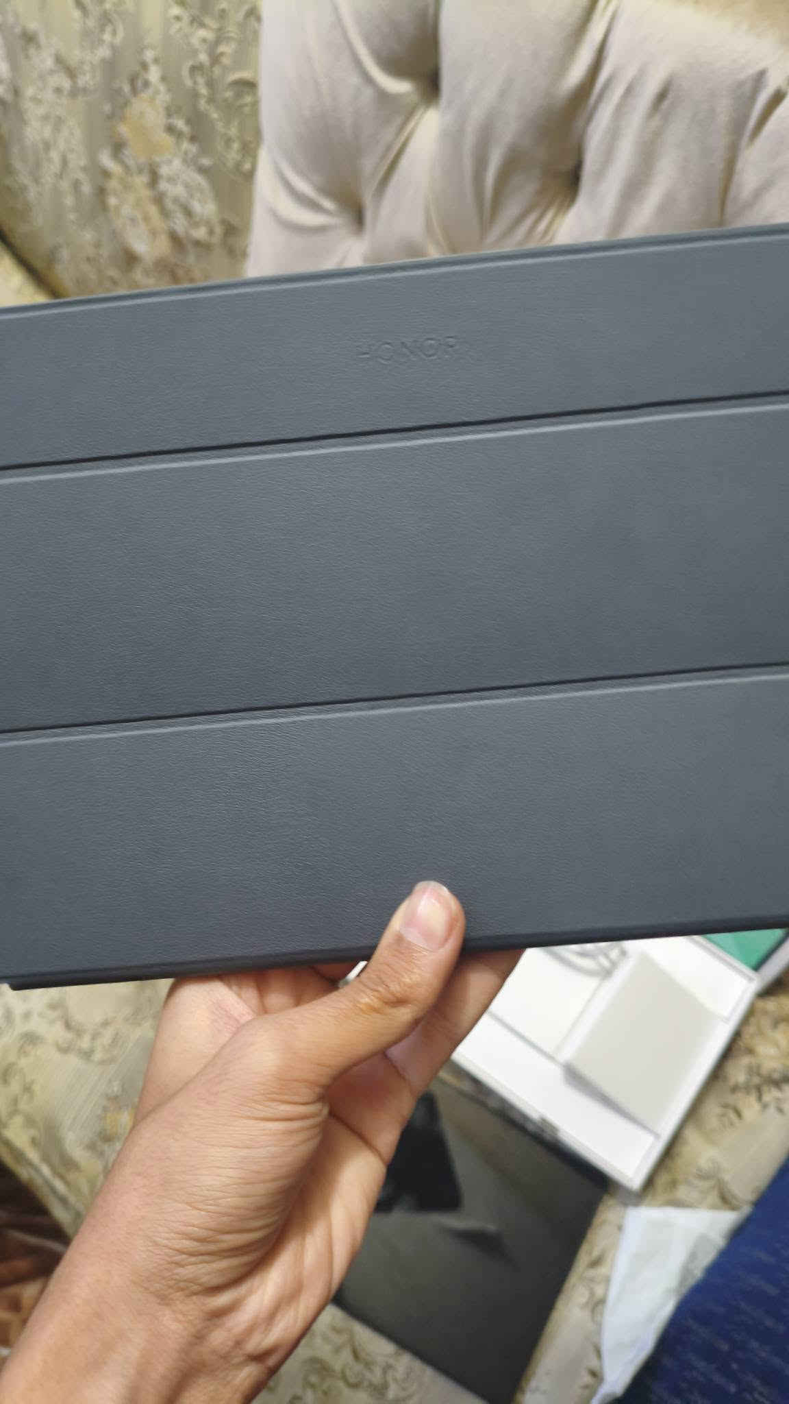ايباد هونر x8aلللبيع مستعمل 3اشهر وبعده بل ضمان ملحقات كامله كلها السعر 275وبي مجال للتواصل :*********** واتساب
