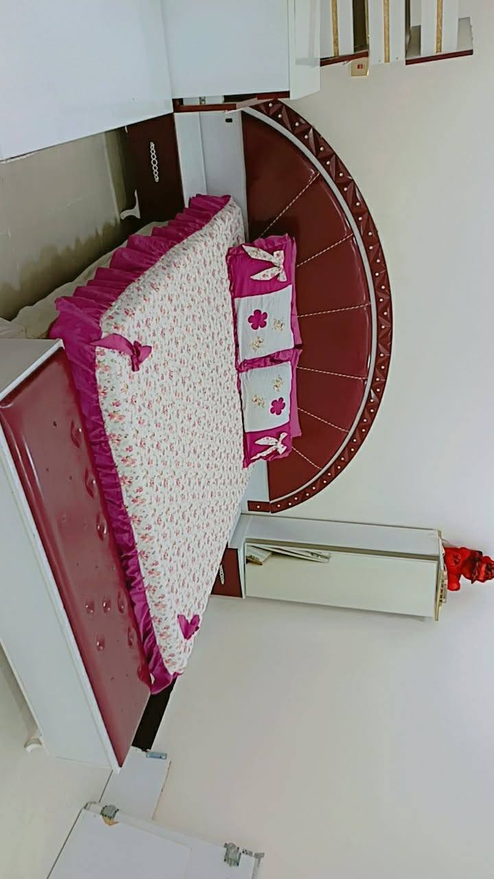 يالله سلام عليكم شباب غرفه تركيه شربايه مالتها احطاطه بعدها نظيفه سعرها مناسب جدا 350 هاذه رقمي ***********
