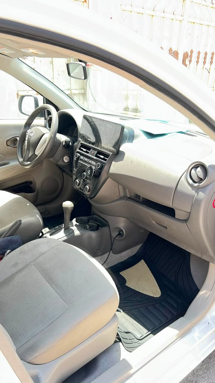 سلام عليكم 
نيسان سني هندي رقم اربيل هزه سنويه 2030
ماشيه 58 الف كم بيها 5 قطع بدون دواخل صبغ دبي گير مكينه بشرط  مكان سياره ديالى بعقوبه جديده  سعر 97 ورقه وبيها مجال حك جيه 
***********
