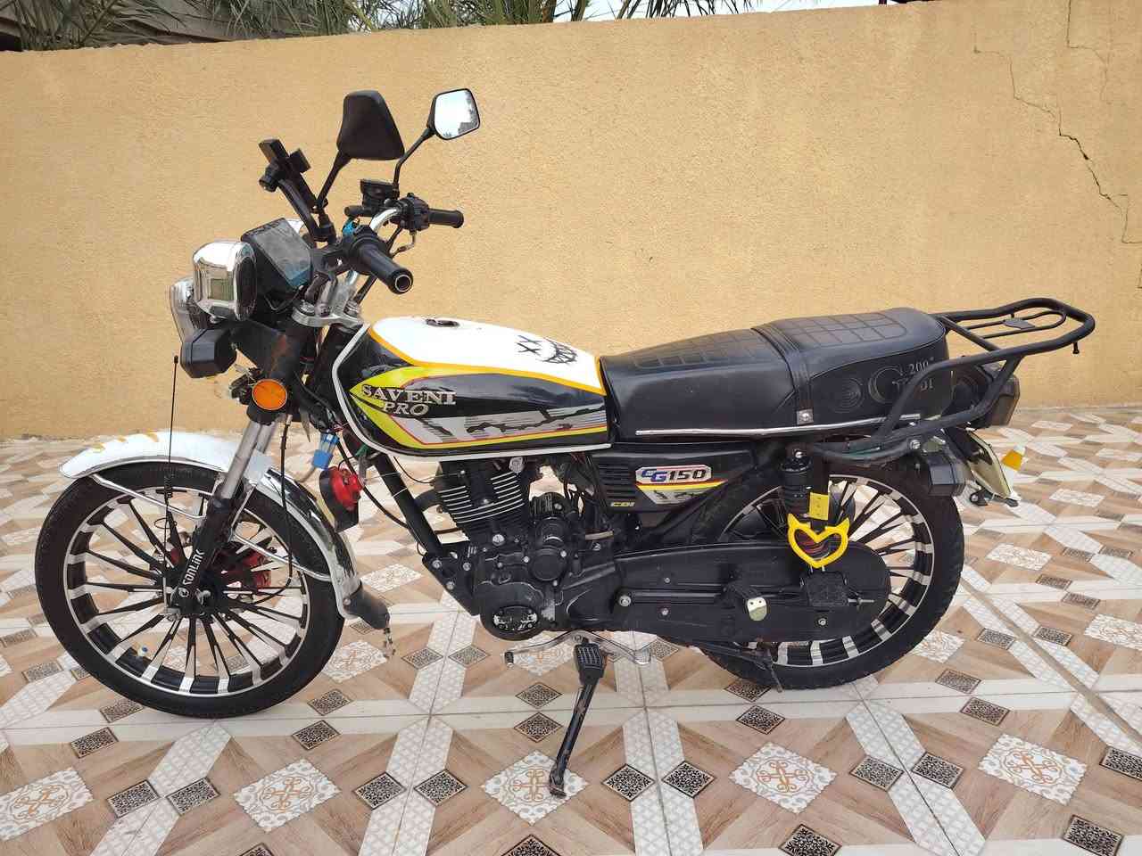 السلام عليڪم
بيع او مࢪاوس حسب القناعه 
سيفان مديل 2025 🖤💫
مڪينه 200 cc ڪفاله منل فتح 
ويل ماࢪسدس 
ڪهࢪبائيات ڪلها ڪامله دراجه ڪلها شغاله ومن دون نقص نڪره سلف هندر سماعات ستاند مبايل 
مڪاني ديالئ ڪنعان 
سعࢪ 750 وبيها مجال 
رقم *********** 
مو شࢪاي اطلع ڪبل فدوه اࢪوحلك
