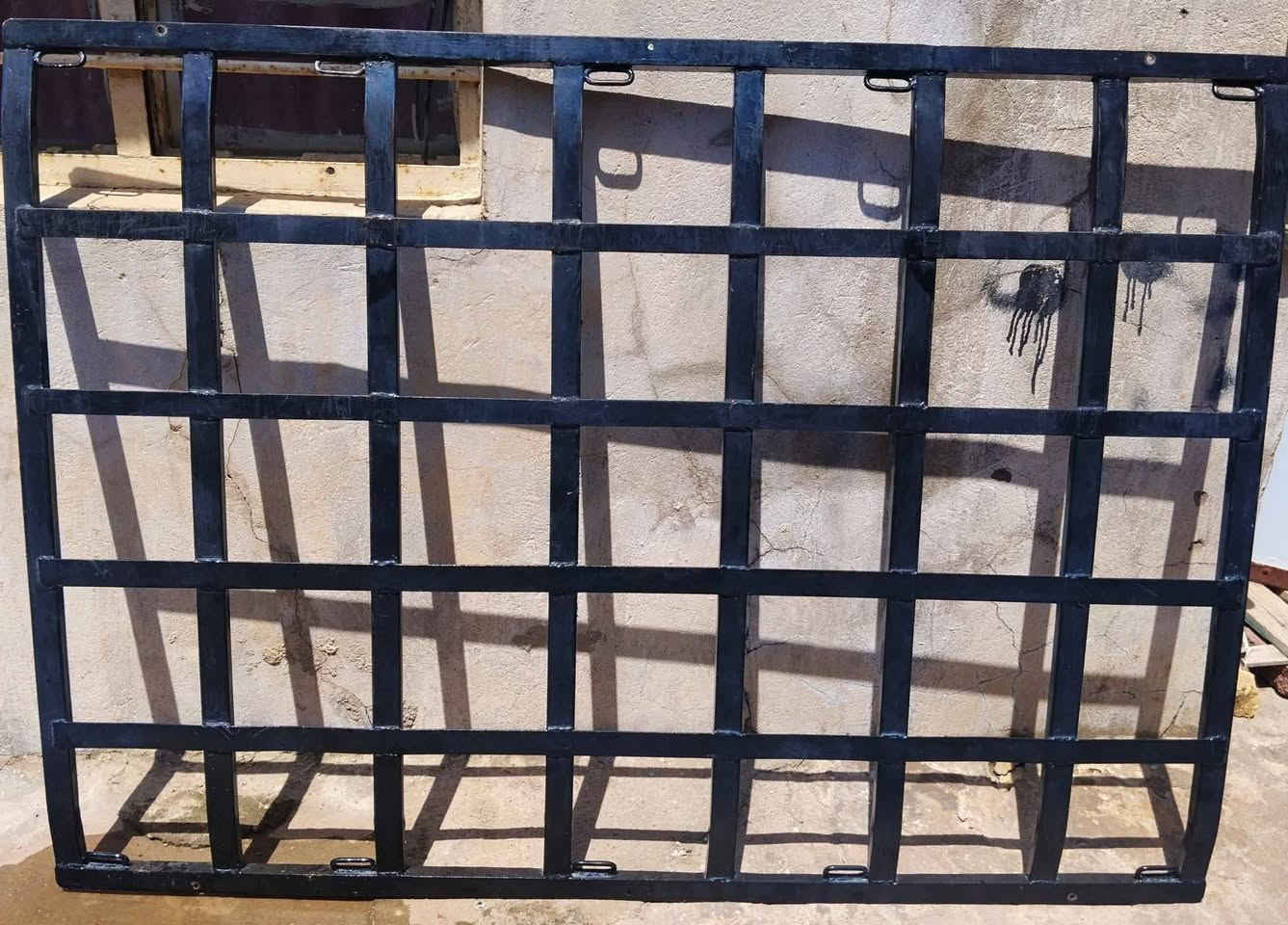 سلام عليكم سله يوكن للبيع سله دفن شغل مضبوط مكاني عماره
ب200 بيها مجال ***********
