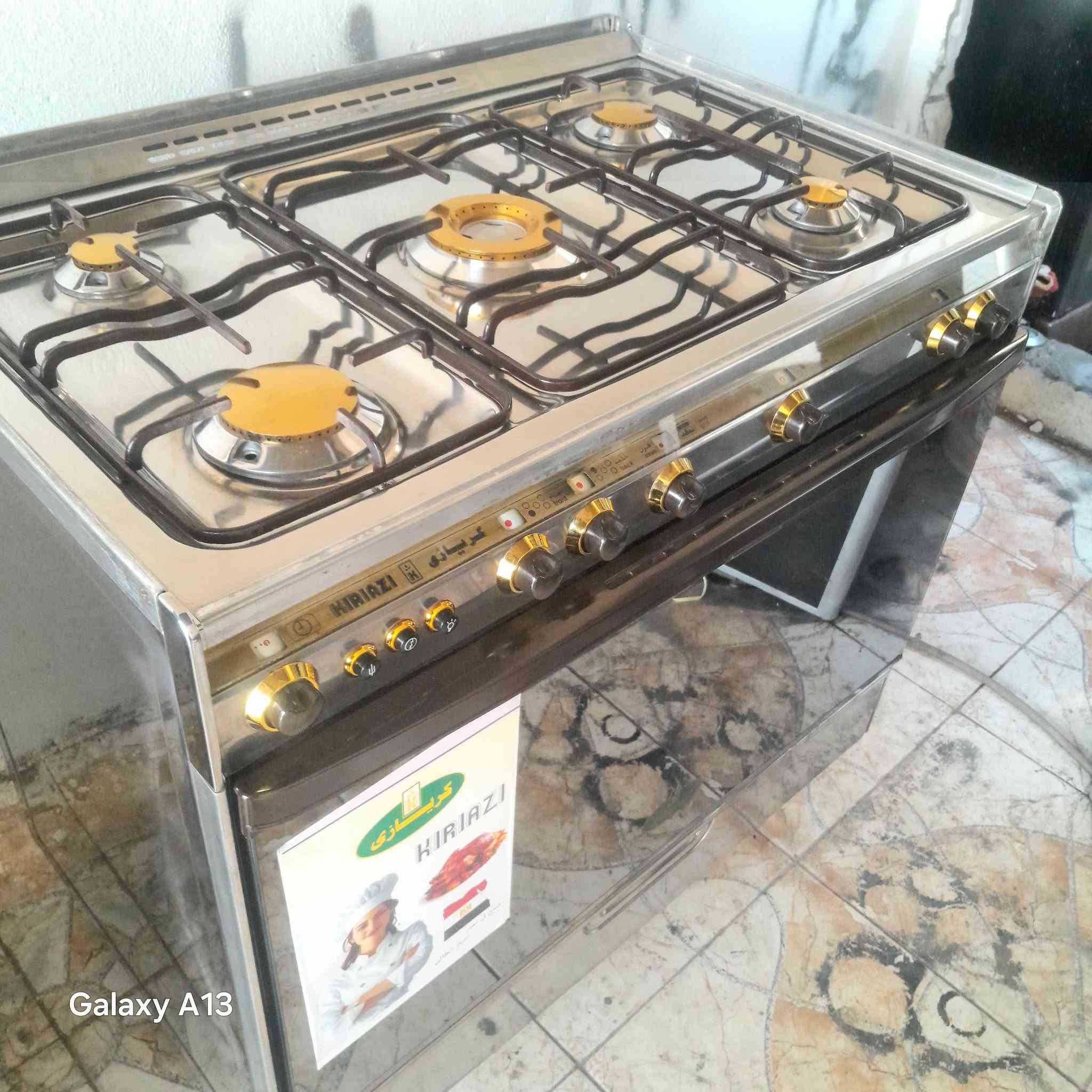 يالله طباخ كريازي استيل باب اول اخو الجديد كوله شغال وعلى الفحص العنوان حي النداء شارع المكاتب وتساب مازنجر موجود ***********

