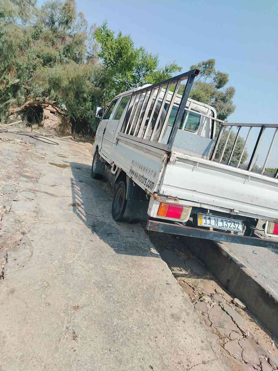 كيا حمل دبل قمارة مديل ٩٣ رقم انكليزي بغداد بأسمي مكينه وكير وحدادية مكفولات سنوية لغاية ٢٠٣٠  الاتصال *********** السعر ٤٨ وبيها مجال
