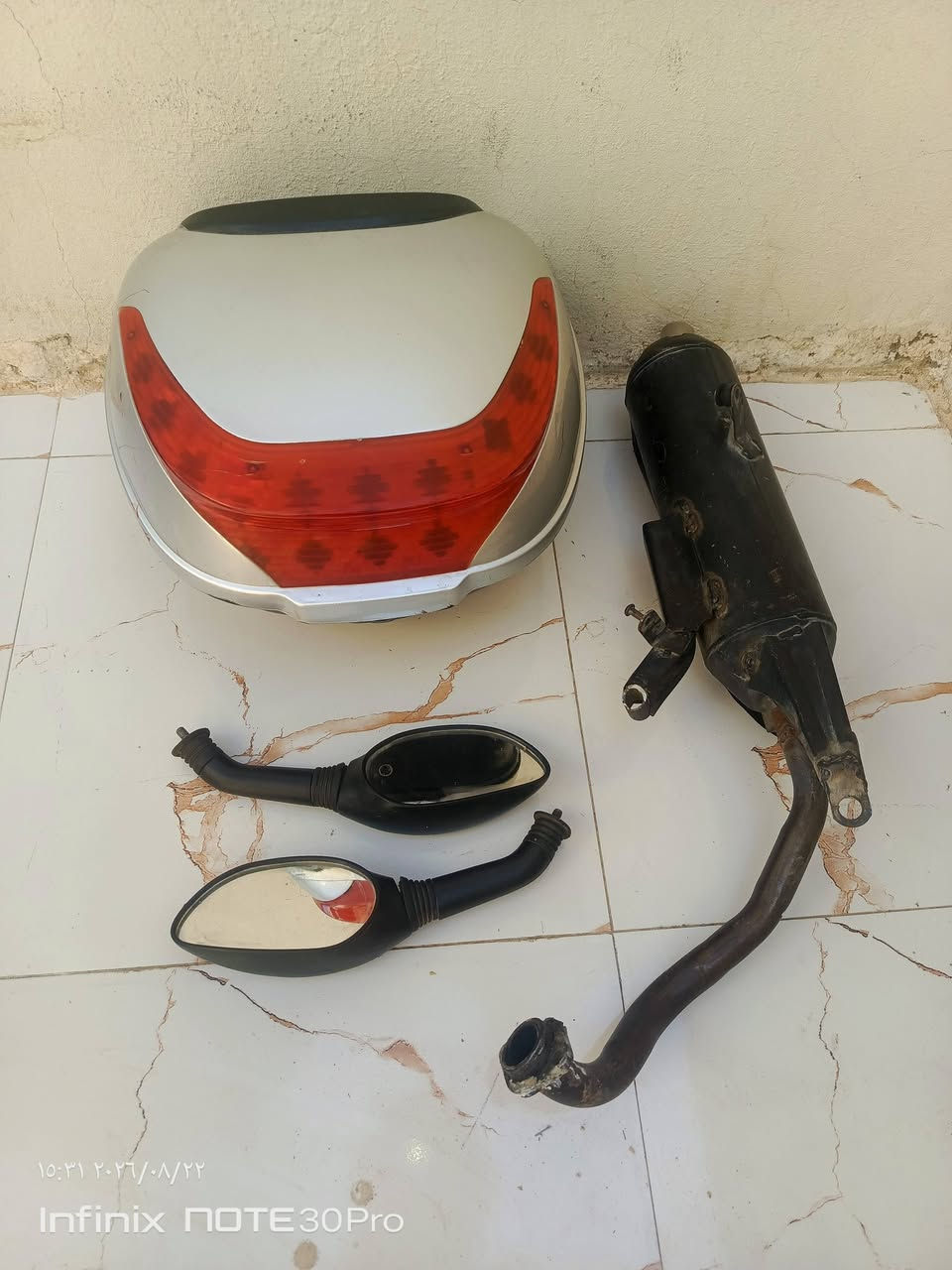 سلام عليكم سكنيs للبيع موديل 23 فول مواصفات محرك بل شرط ما مفتوح كابريتر بلادي دشبول اكتروني تايرات جدد بي جهاز حماية تشغيل عن بعد فول نشاط وعل بلادي ما ماشية جثير يجي وياهة غراضهة البلادية صندوك مرايات   وصالنصة السعر 675 وبي مجال للطيبين شراي يتصل
***********
