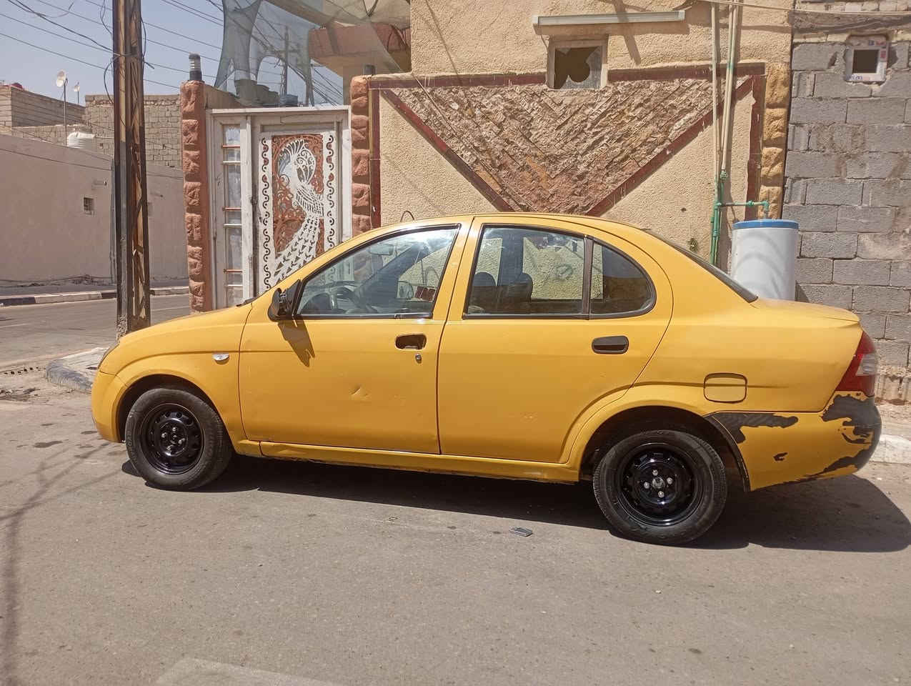 سلام عليكم طيبة مديل 16 مصفره هئيه وغرامات كير ومكينه وتبريد وكهربايئات كفاله مداور ثانيوم سياره جاهزه من كلشي برغي ماتذب عليه السعر 32 شراي اتصل وتشلع عيوني ***********
