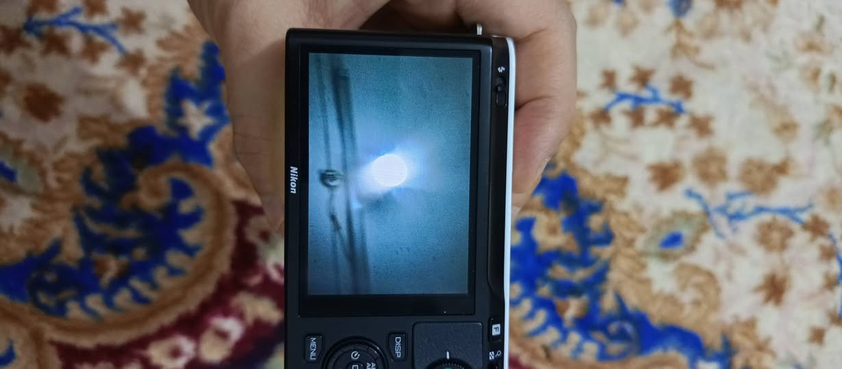 للبيع نظيفه جدا اعتقد المشكله بالعدسه+ الشتر قليل
الواتس اب   ***********
