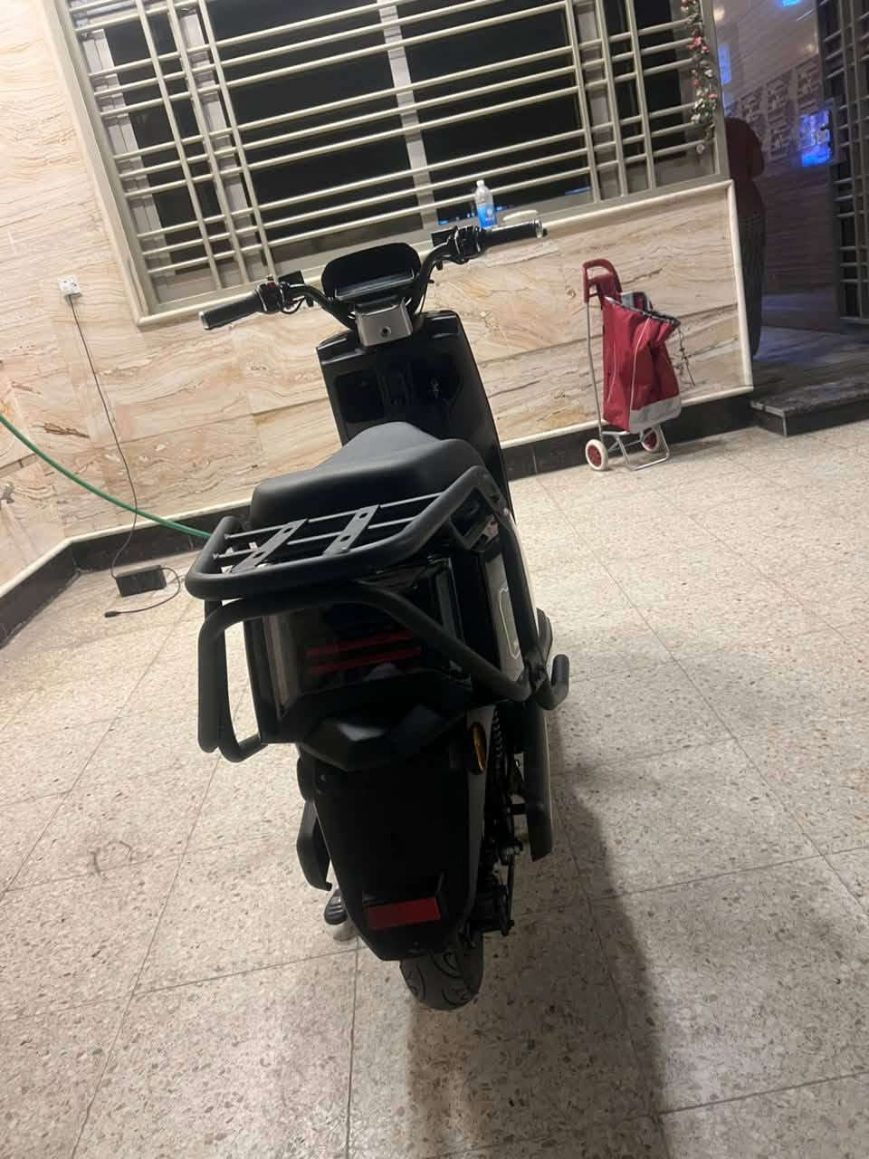 ست بطاريات • شاحن أصلي • ٤ أشهر