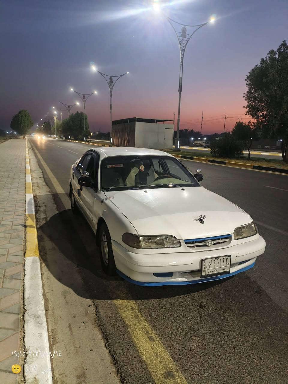 السلام عليكم للبيع 
سوناتا 2 1995 
رقم بغداد تحويل ثاني يوم 
مكينه وكير كفاله 
صدر امامي خلفي جيد جداً 
كهربائيات كلها شغاله 
كير عادي 
تبريد عاطل السعر 38 وبيها مجال قليل جداا 
عنواني ديالى بلدروز ***********
