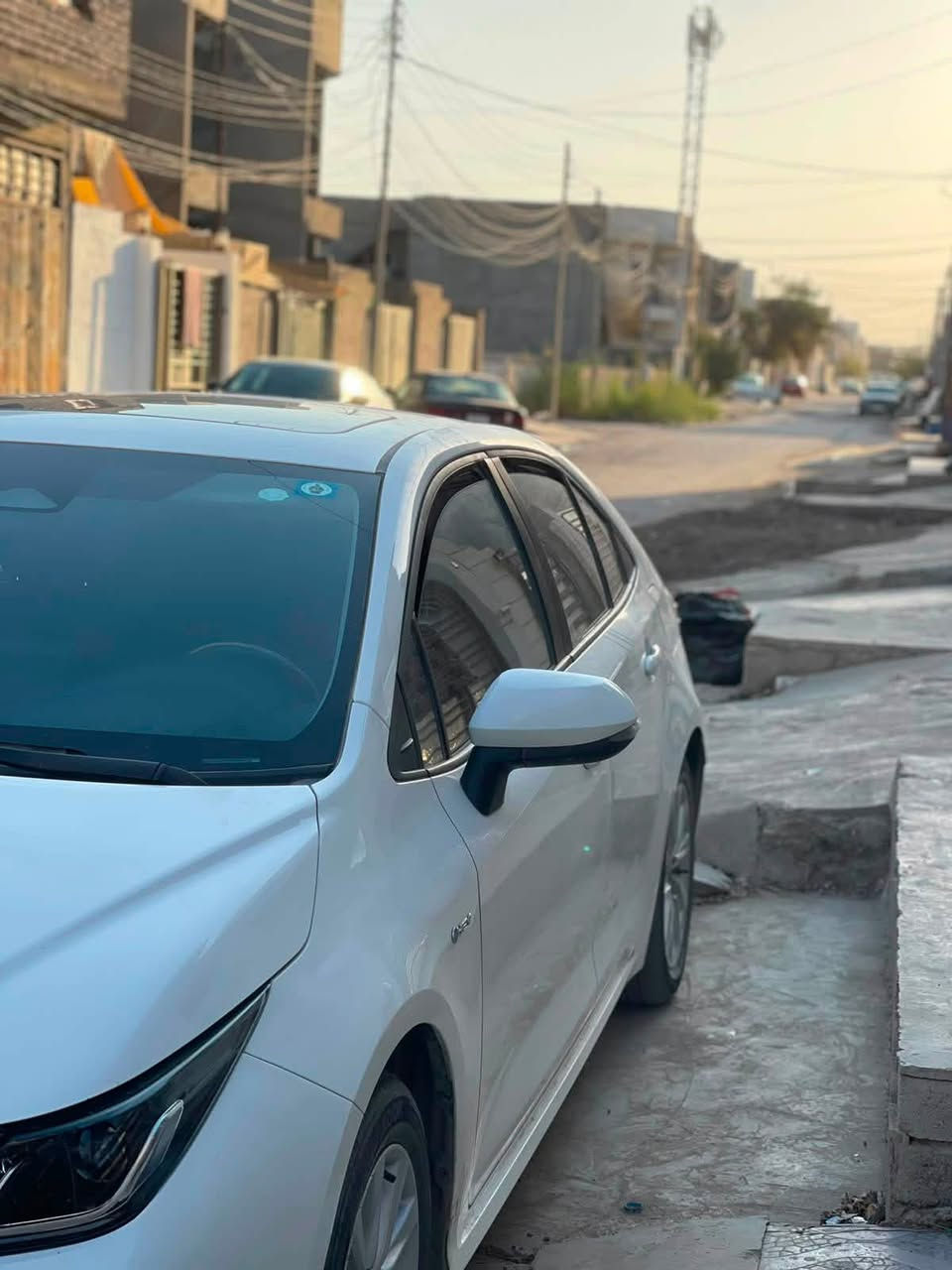 كورلا موديل 25 للبيع كفاله عامه ماشيه 27 الف
السعر 156 المكان سامراء 
***********
