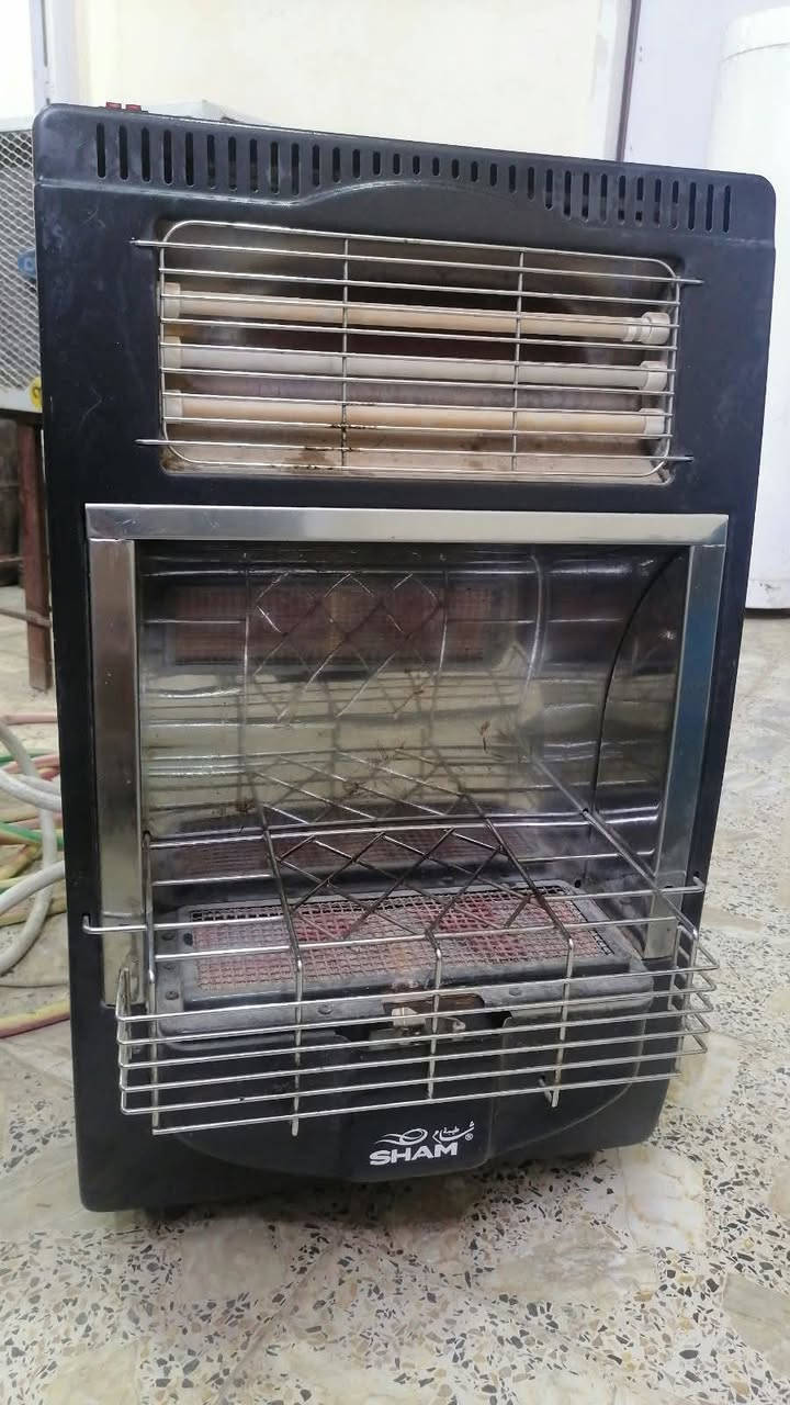 مدفئه غازيه ومروحه باله لمس ام البخار. سعر القطعه. 50. هاتف. ***********
