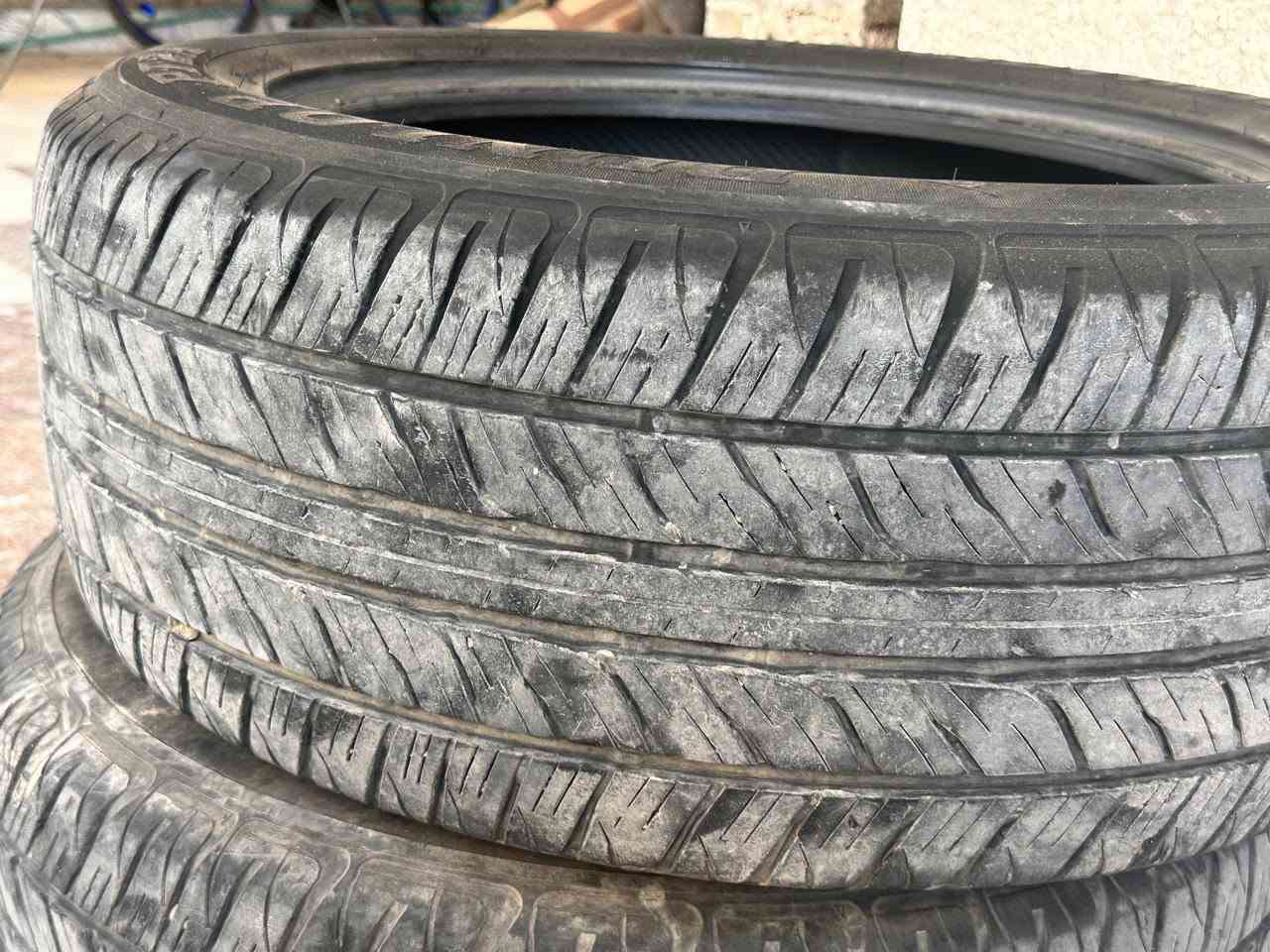 سلام عليكم  زوج تايرات مستخدمه  جديد  نوع ياباني
حجم, 50R20/285
السعر 100
عنواني كربلاء 
الرقم ***********
