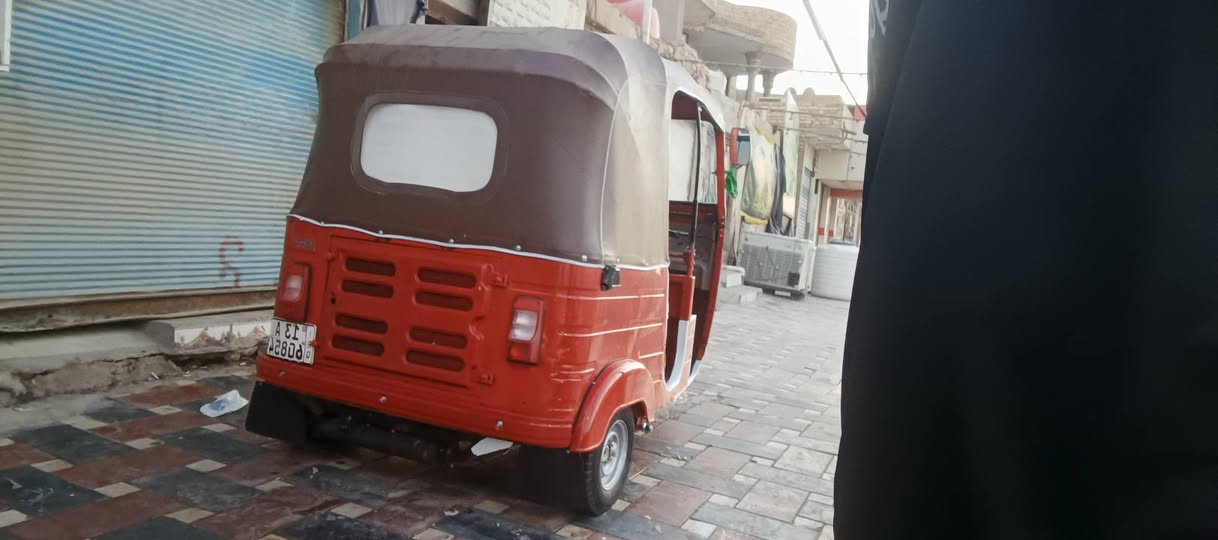 تكتك لبيع 18 رقم وسنويه تحويل ثاني يوم مكان ناصريه قضاه الفهود سعر 4 و 800 وبيها مجال ***********
