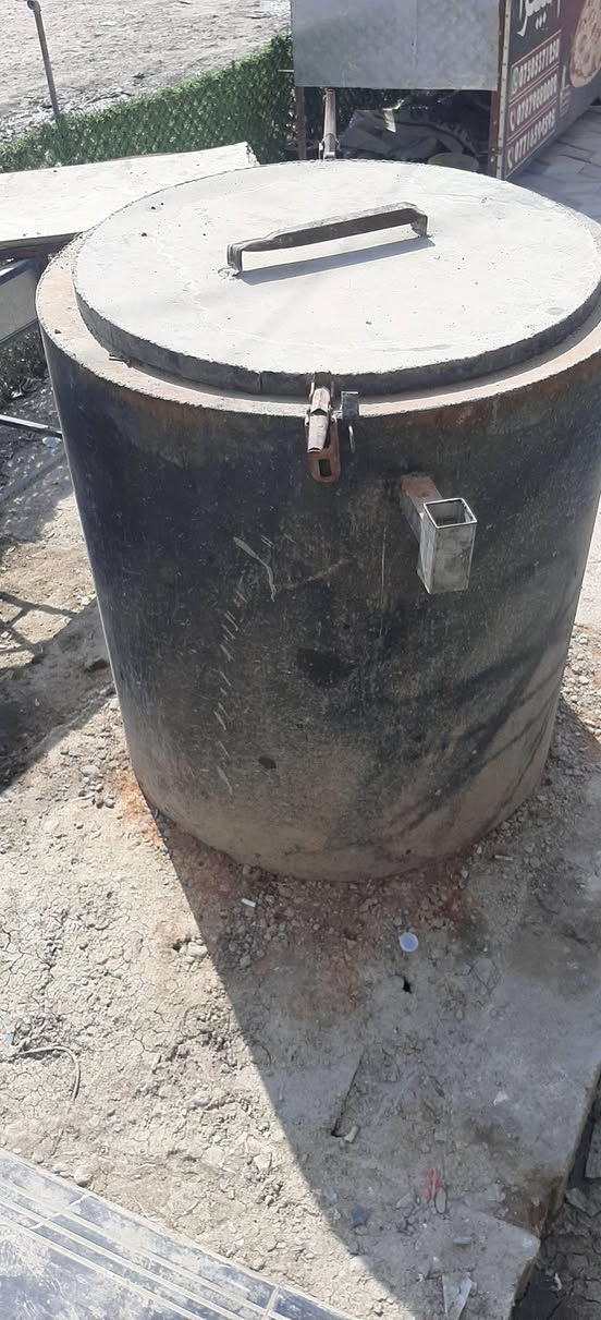 السلام عليكم تنور مندي استخدام شهر فقط العرض 85 والطول 120 كامل وجاهز السعر 650 وبي مجال 
  الاتصال*********** بي واتساب
