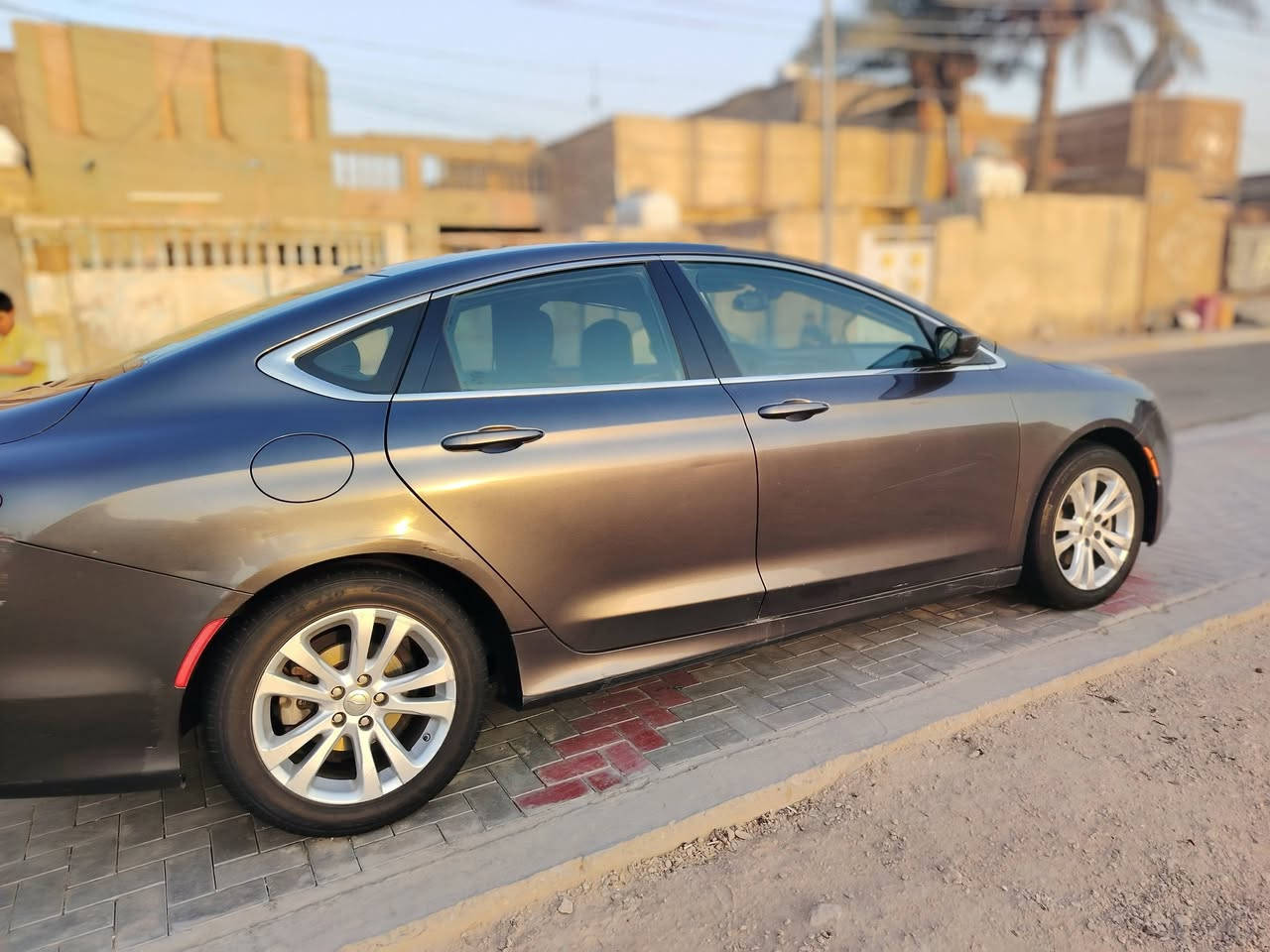 للبيع فقط c200
موديل 2016
مكينه 2400 
سيارة نظيفه كير محرك شرط   
منظومه تبريد جديده تبريد ثلج حداديه جديده زوج تايرات اوباتري صار سبوع من شديتهن منضومه زنون اصلي بيها 
مواصفات الc200 العادية 
رقم دولي جديد هزه سنويه. جديده بسمي شرط التحويل 

السعر 103 وبيها مجال 
مكان السيارة الدوانيه قضاء الحمزه الشرقي  ***********
