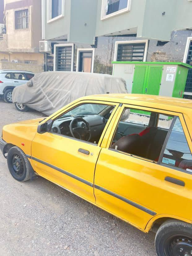 السلام عليكم سايبة للبيع موديل 2015 
صفر غرامة، السعر 3 ملايين
بغداد الاعظمية ***********
