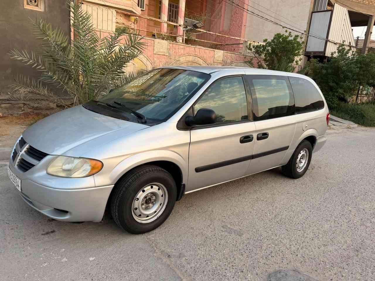 كرفان ٢٠٠٦ • شاصي طويل • ٧ راكب