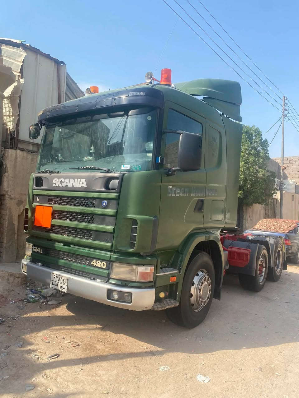 سلام عليكم للبيع سكانيه 2004مكينه انجكتر كير4x4دبل لكزز تخم تاير ***********

