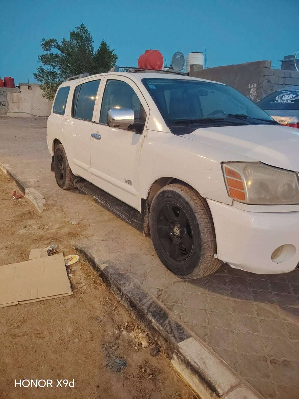 اسلام عليكم اخوان السياره لبيع نيسان بافندر موديل ٧
رقم بغداد انكليزي شراط تحويل الشراعي بصره 
مكينه اوكير شراط تبريد ٣ قطع شراط الشقل حداده تواب 
السعر ٦٠ ورقه العنوان البصره ***********
