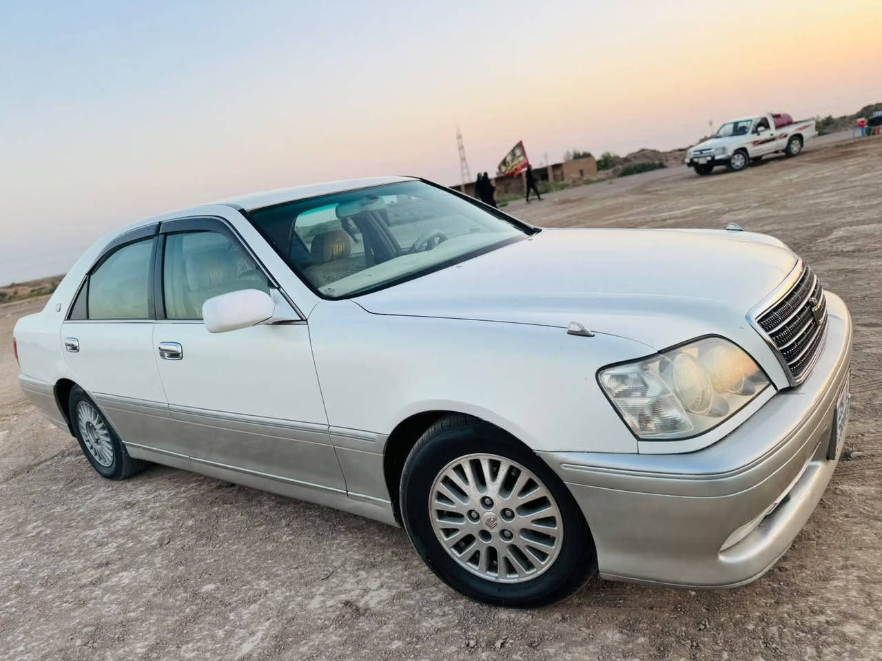 سلام عليكم
للبيع ملكة مكفولة كص ونقل واصوليات رقم انكليزي سنوية لل٣١ تحويل مباشر السيارة جاهزة من كل النواحي تبريد كهربائيات محرك كير بردة كهربائية السيارة كرستال أصل 
السعر١٢٥ وبيها مجال المكان ناصرية قلعة سكر 
للتواصل 
***********
***********
