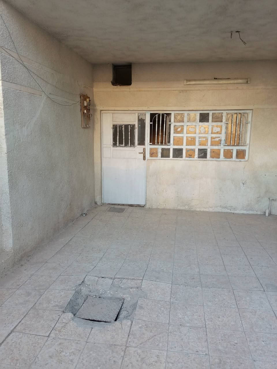 دار للبيع نهاية شارع السوداني يسار مساحة ٢٠٠م طابوملك صرف  على طابو الكاضمية بسعر ٧٥///***********وتساب
