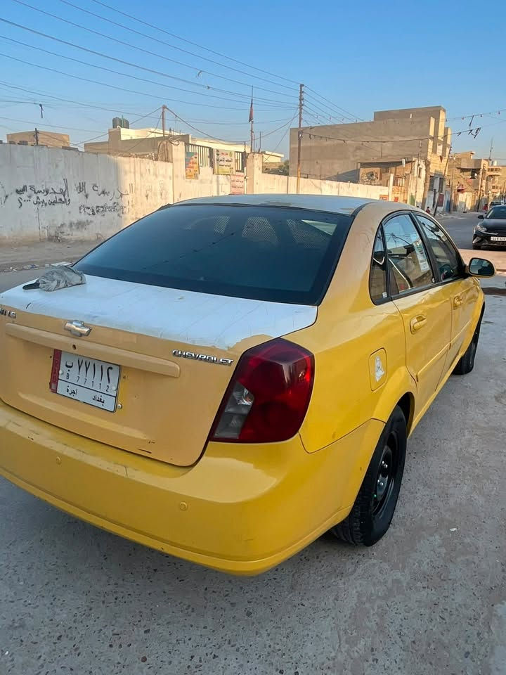 السلام عليكم
اوبترا خليجي شركه العامه 
كير اوتماتيك 
موديل 2012
2 قطع صبغ بس بلا دواخل 
مكفوله من كلشي 
كير مكينه  حداديه تبريد تاير كله لوك 
جاهزه للاخير 
السعر 58
مكاني بغداد
موبايل ***********
