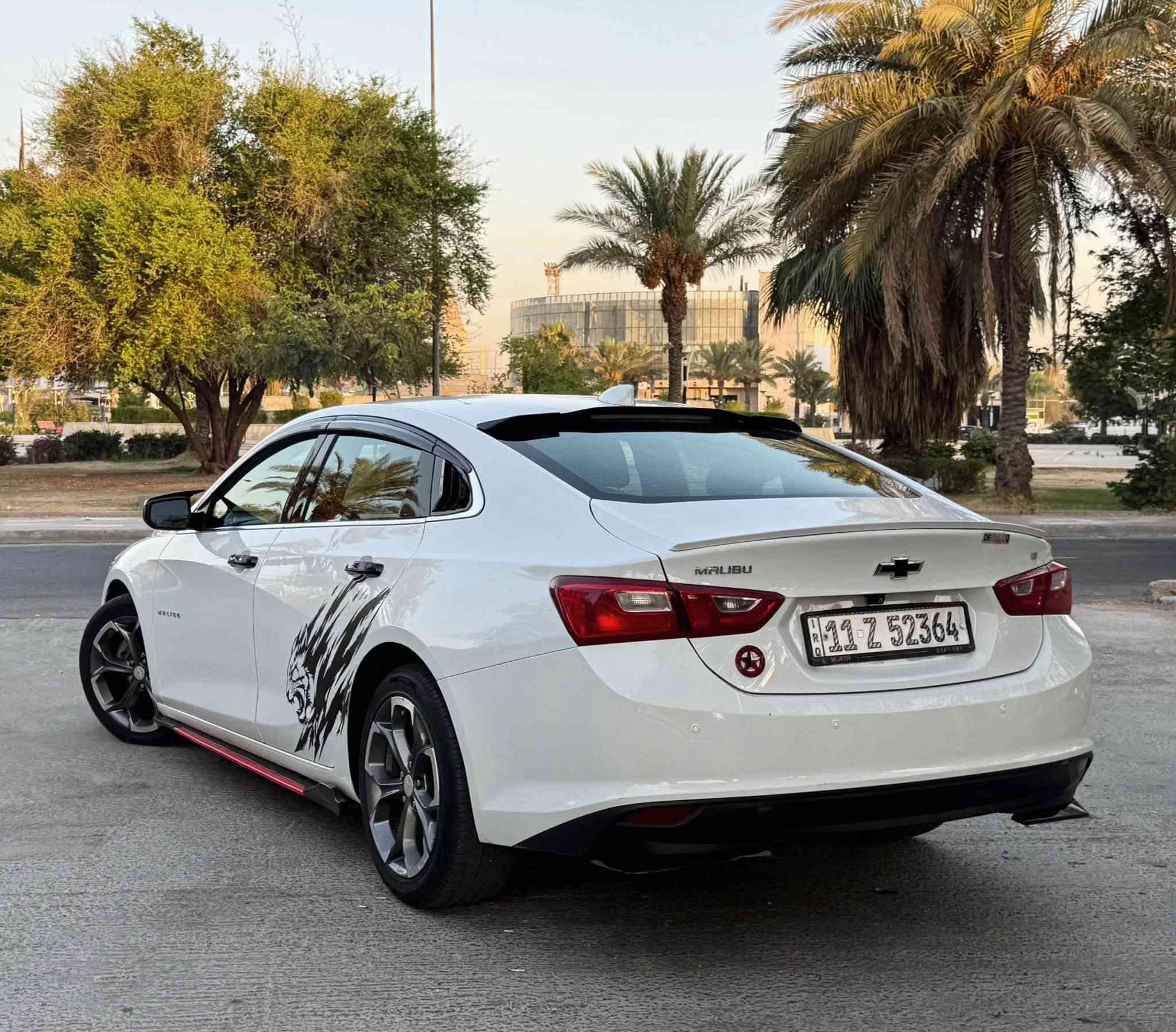 ماليبو LT 2023  ( بدون ايرباك )
السياره تعتبر كلين 
 بجم كبس حادثها جداً بسيط وموضح بالصور بيها فقط بارد وصبغ ع كد شبرين ب هلال الجاملغ و الباب بارد بدون ايرباك وبدون تبديل 
صور الحادث مرفوقه مع المنشور وين ما يعحبك تاخذ سونار اني حاضر 
المواصفات :
تشغيل عن بعد - قطعتين تبريد  - كشن كهرباء - تدفئة كشنات - رادارات - تحديد مسار - داتا شو - قيادة ذاتية - اوتو بريك - سايد بريك بصمة - شاشة كبيرة ( كار بلي واندرويد اوتو وايرليس ) - تحكم ستيرن 4 جهات - وبقية مواصفات الماليبو ..
ماشيه 74الف

السيارة جديدة بمعنى الكلمة وبالواقع بعد احلى
 ( گير محرك كهربائيات 100٪؜  )    

مكانها بغداد الدوره شارع 60
السعر  125
وبيها مجال جداً بسيط 
‏‎اي استفسار هذا رقمي
 واتس اب***********
