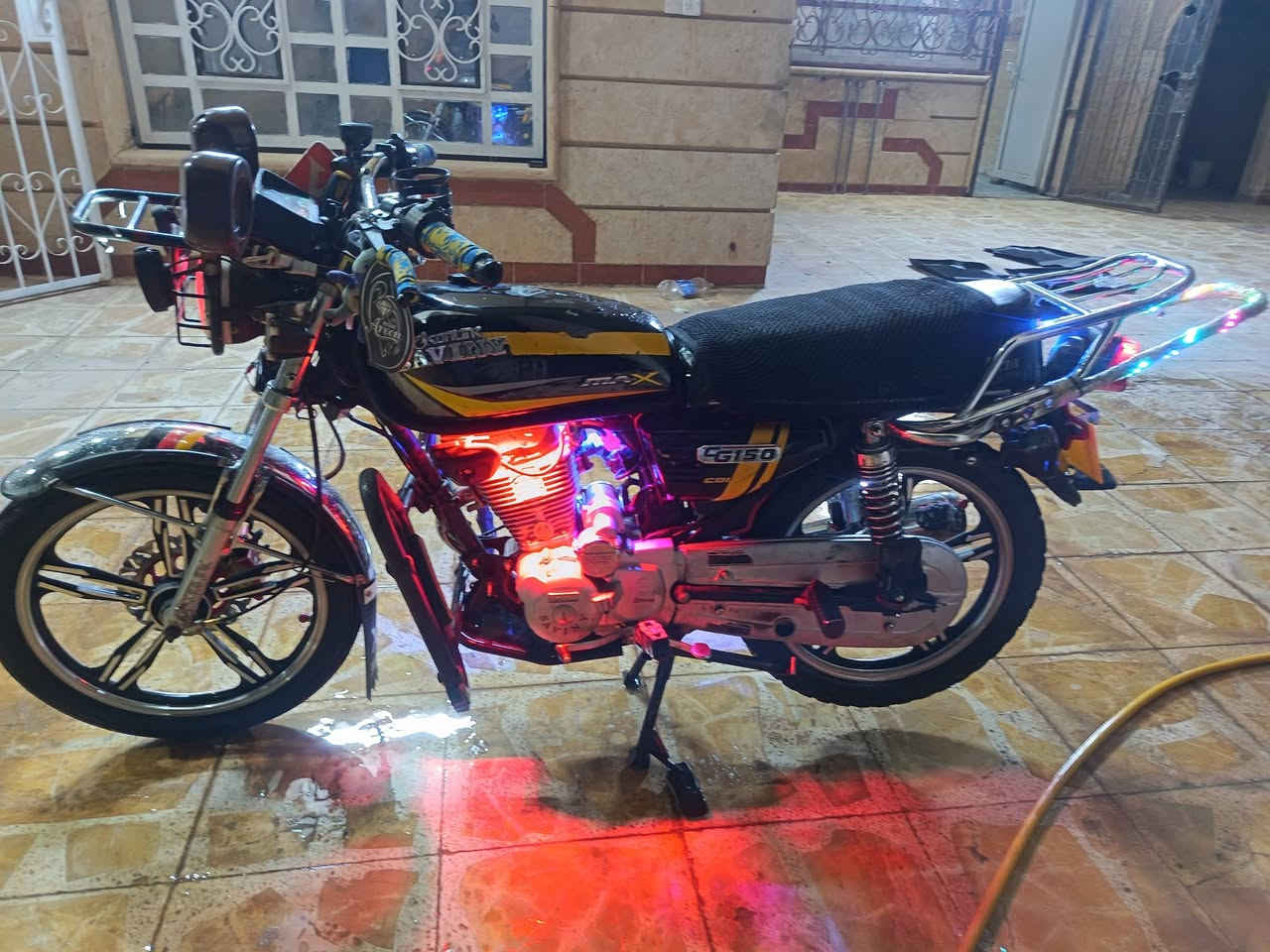 دراجة للبيع موديل 22محدثه 23 محرك ما مفتوح نشاط خير من الله ***********
