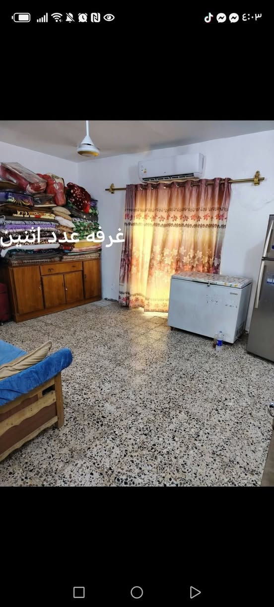 بيت للبيع حي الحريه قرب مجمع السندباد
مساحته ٢٢٠ السعر ٧٥ وبي مجال
بي غرفتين جوه وغرفه فوك
رقم الموبايل ***********

نص مكتوب في الصور:
- مطبخ
- غرفه عدد اثنين
